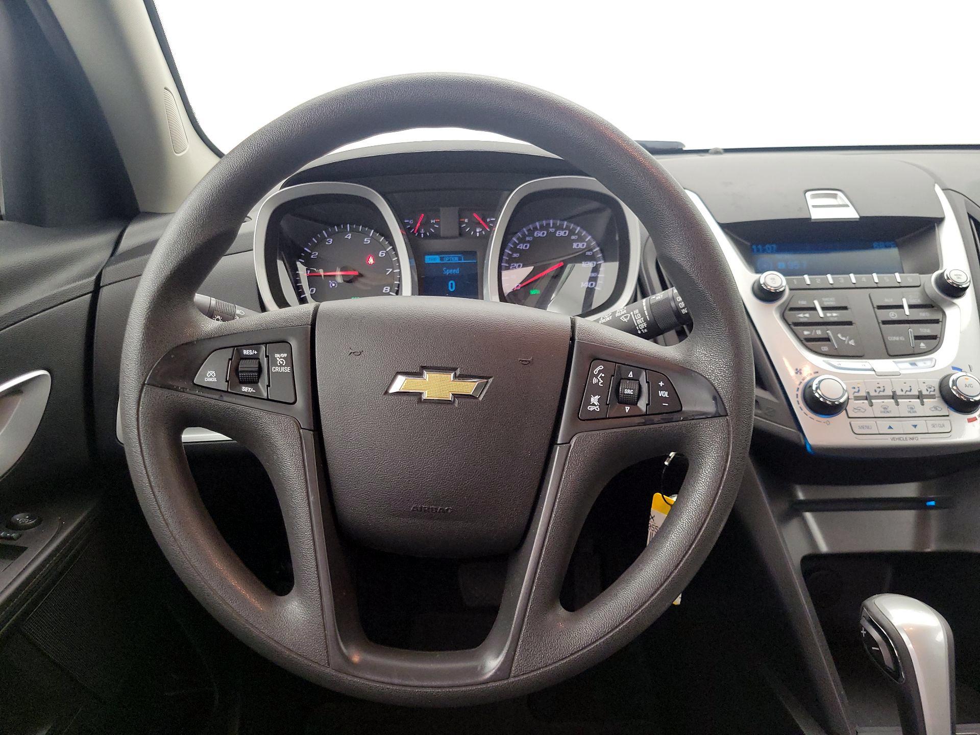 Thumbnail: 2015 Chevrolet Equinox - 10