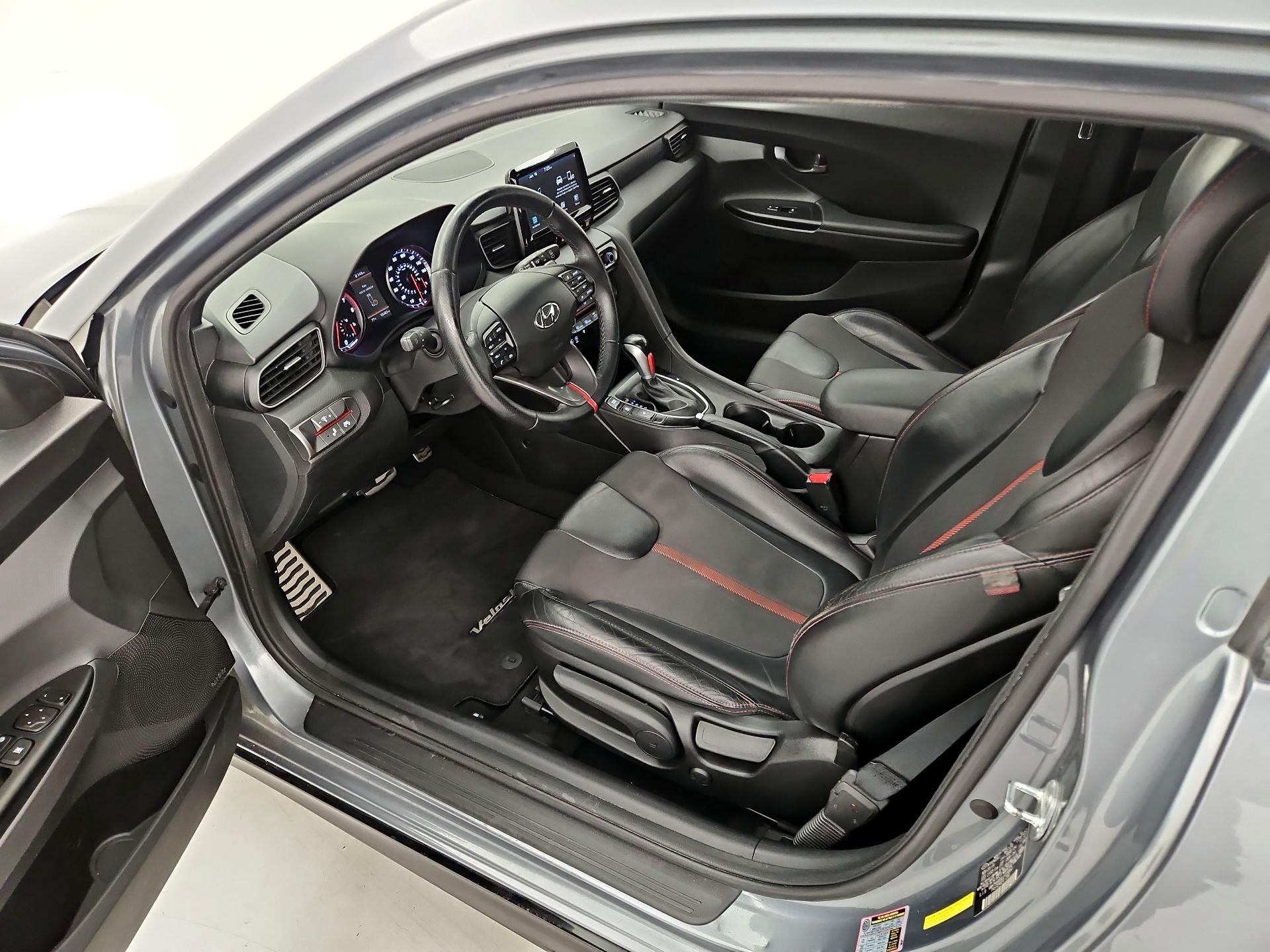 Thumbnail: 2020 Hyundai Veloster - 11