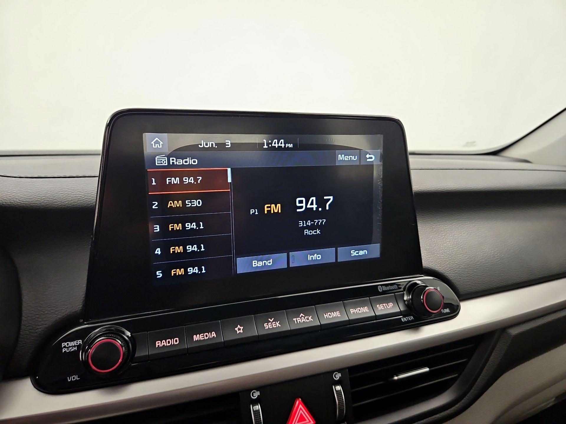 Thumbnail: 2020 Kia Forte - 15