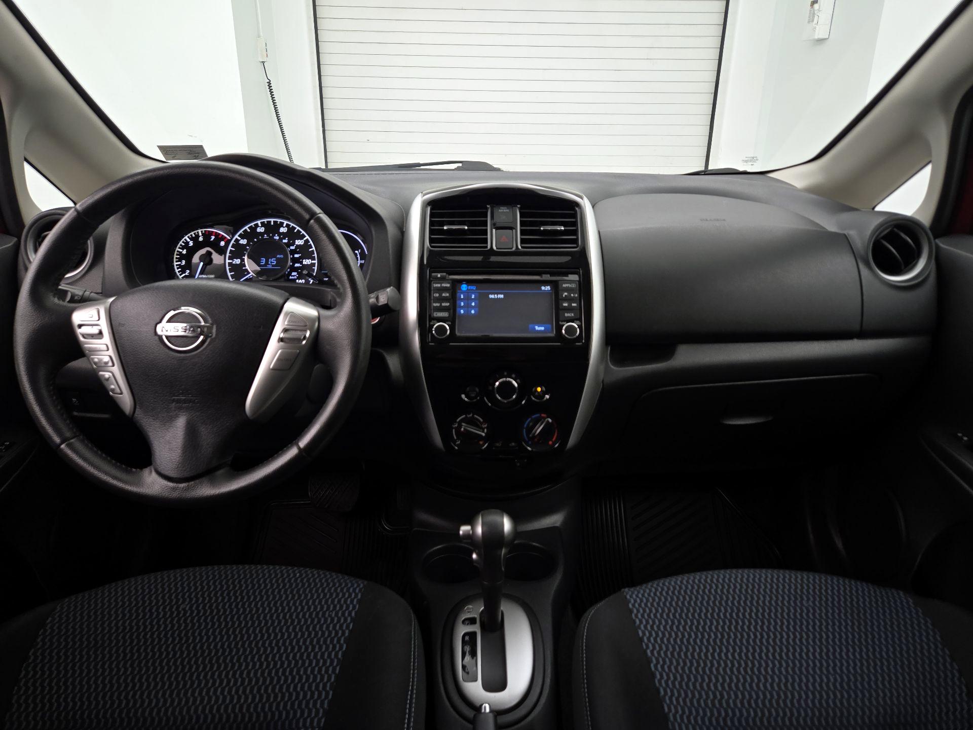 Thumbnail: 2015 Nissan Versa Note - 9