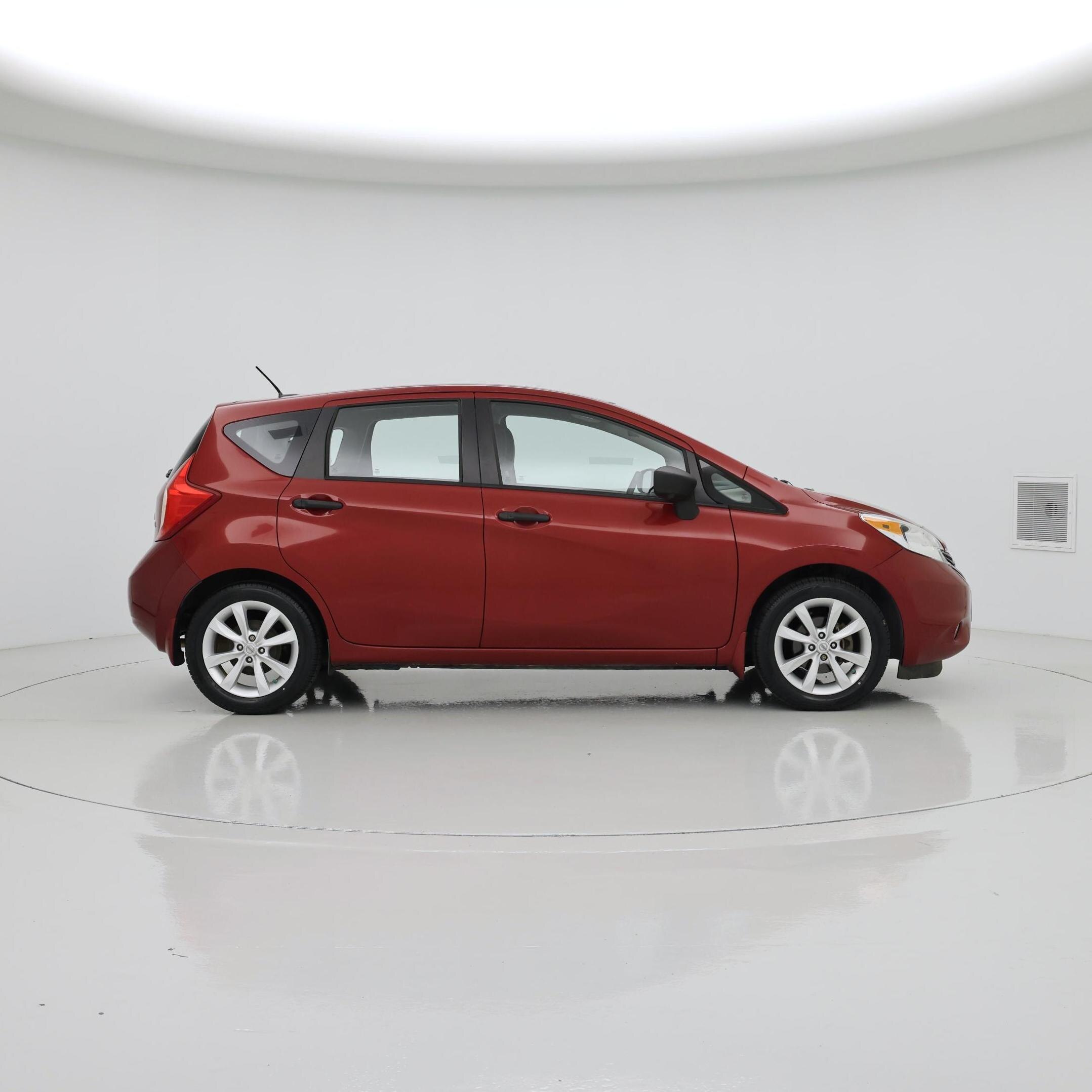 Thumbnail: 2015 Nissan Versa Note - 7