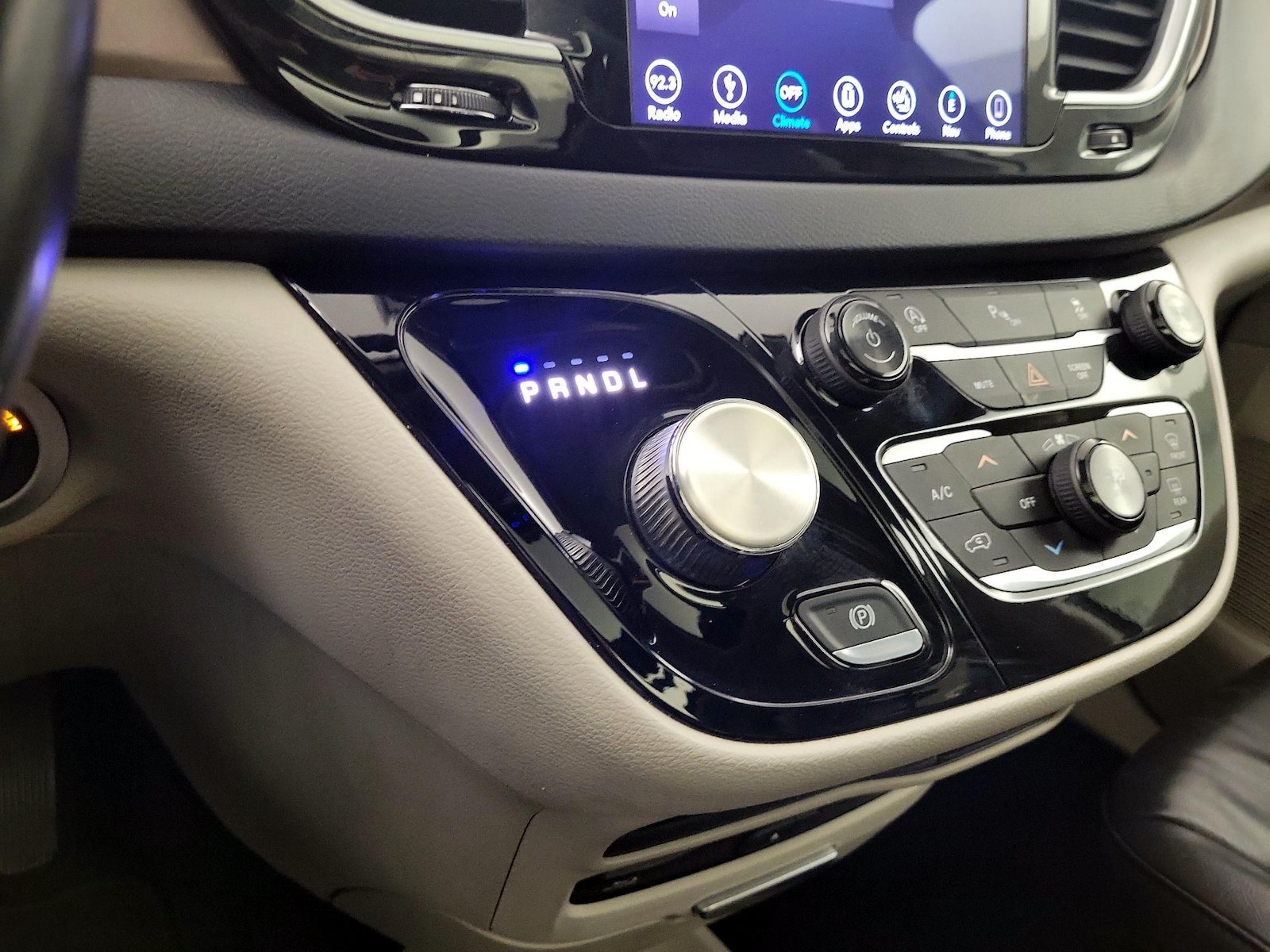 2019 Chrysler Pacifica Touring L Plus - Photo 17