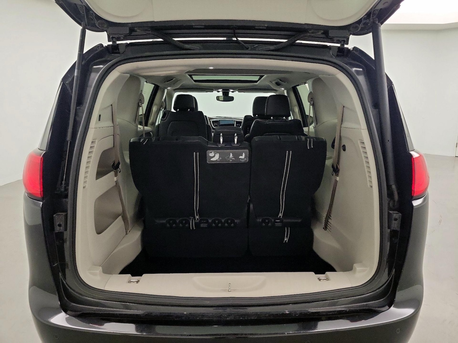 2019 Chrysler Pacifica Touring L Plus - Photo 22