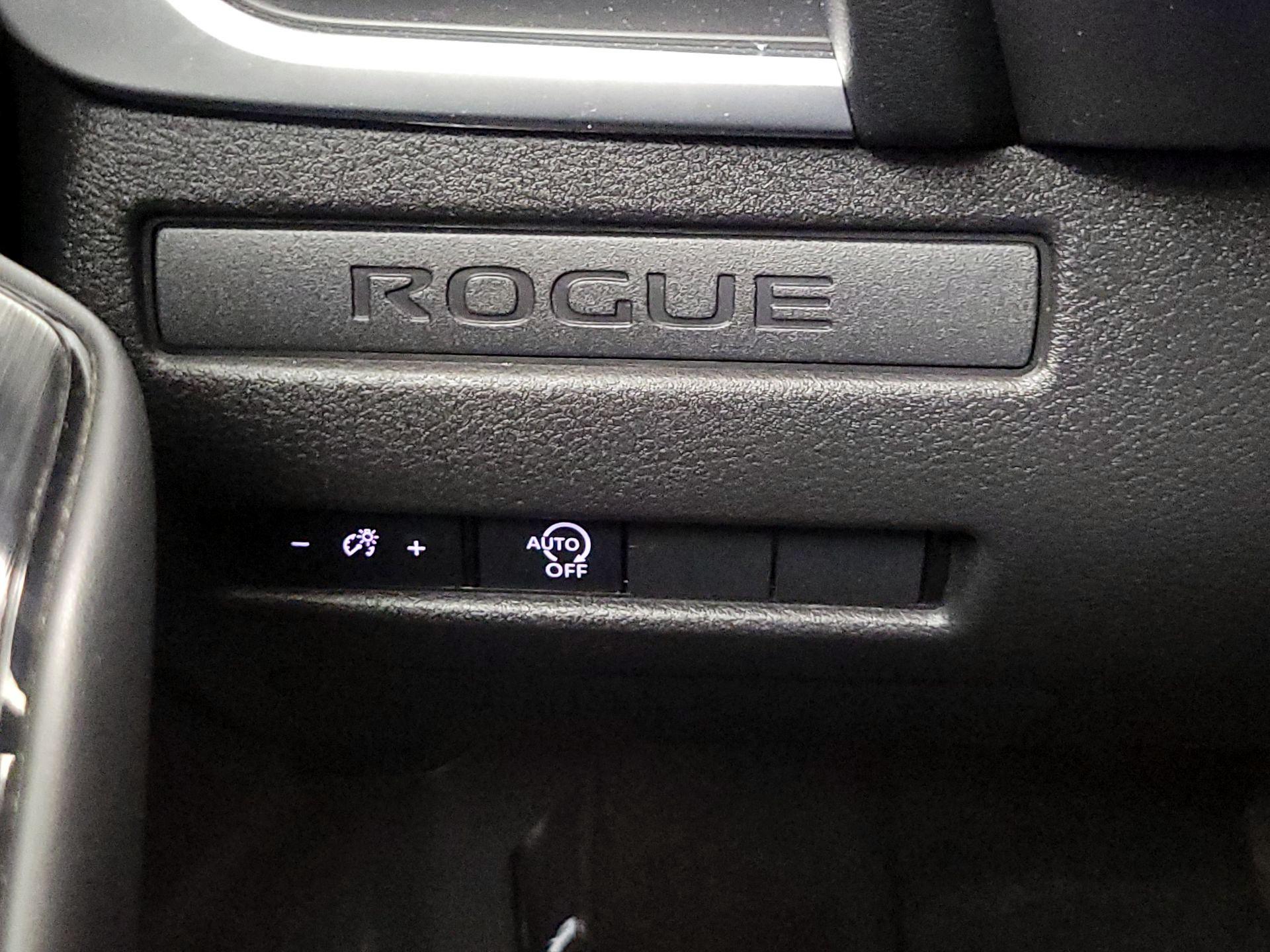 Thumbnail: 2023 Nissan Rogue - 13