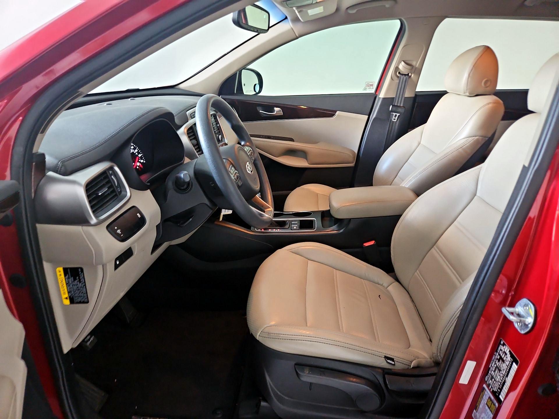 Thumbnail: 2018 Kia Sorento - 9