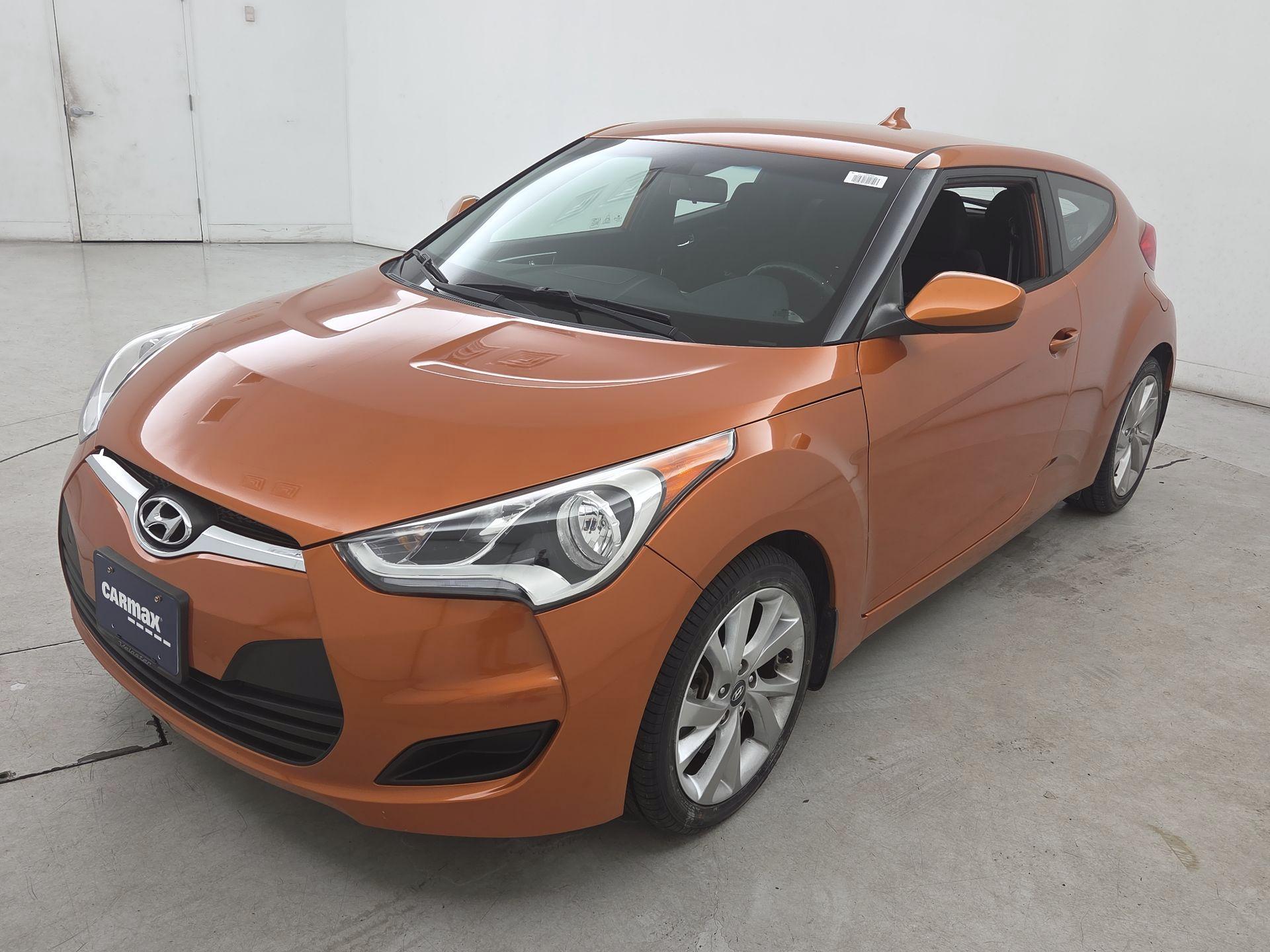 Thumbnail: 2016 Hyundai Veloster - 3