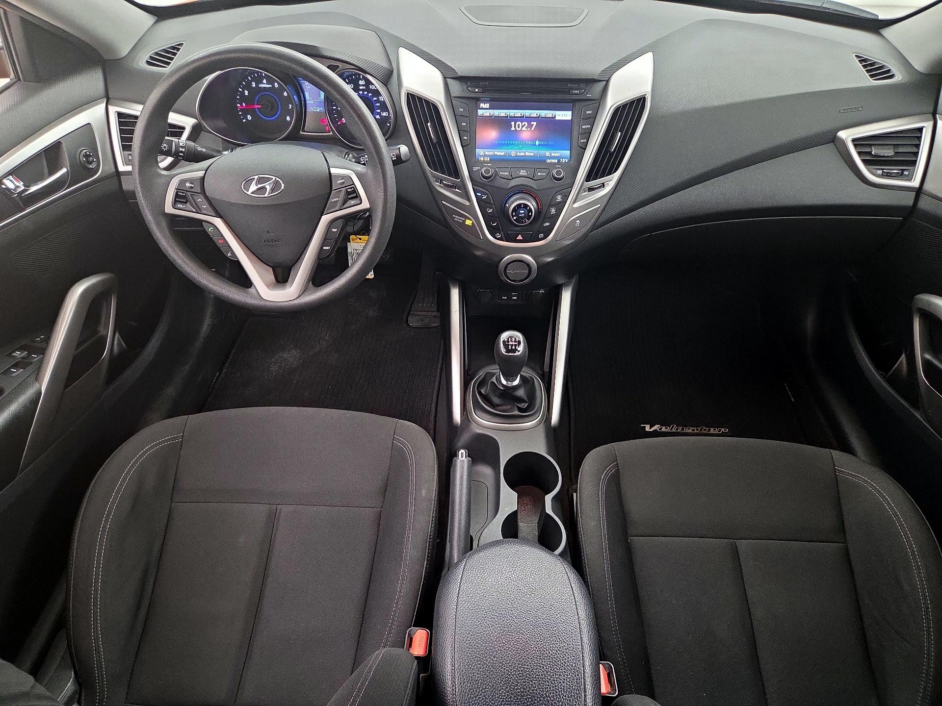 Thumbnail: 2016 Hyundai Veloster - 8