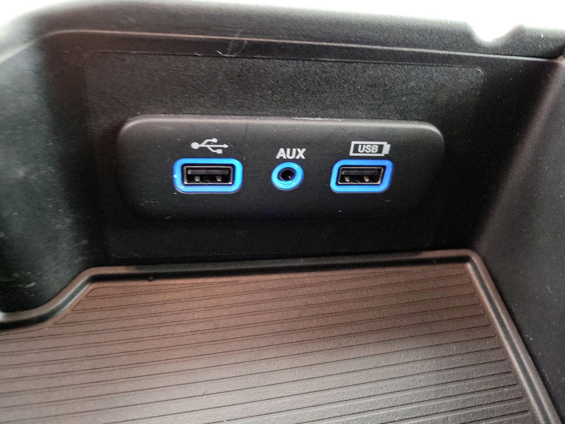 Thumbnail: 2023 RAM 1500 Classic - 18