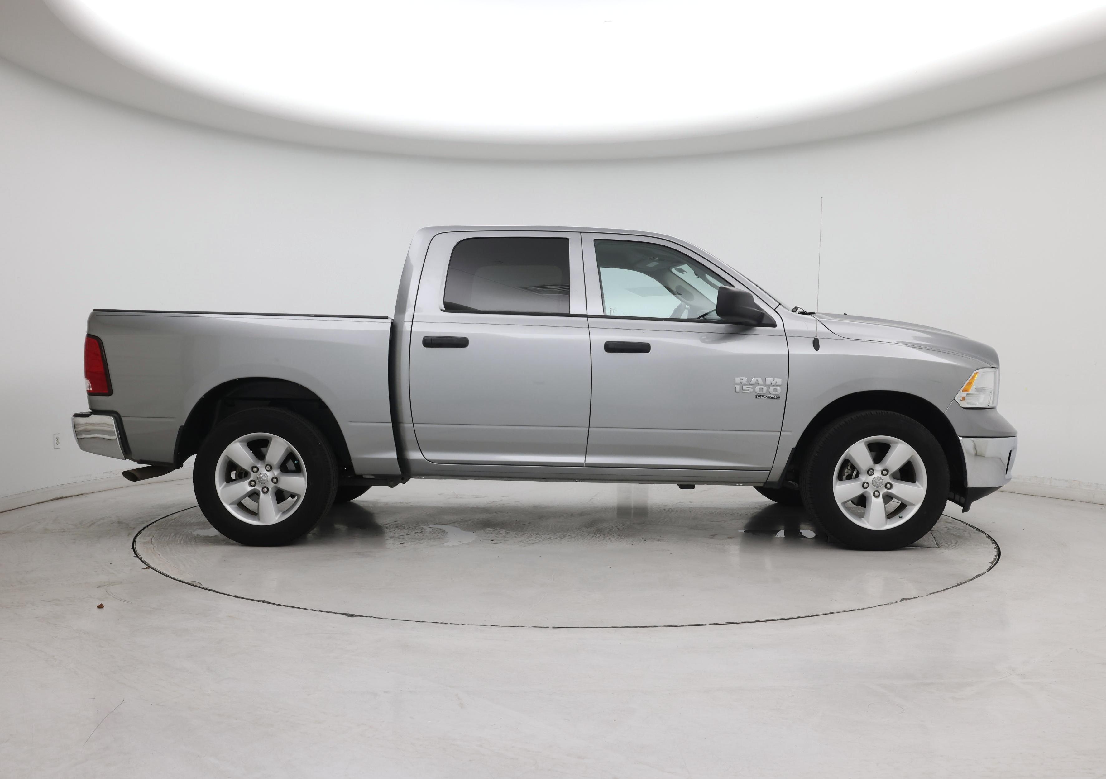 Thumbnail: 2023 RAM 1500 Classic - 7