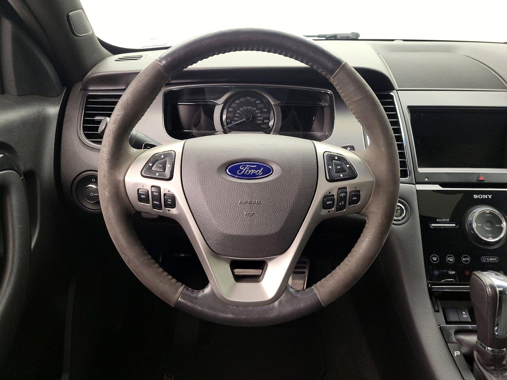 Thumbnail: 2014 Ford Taurus - 10
