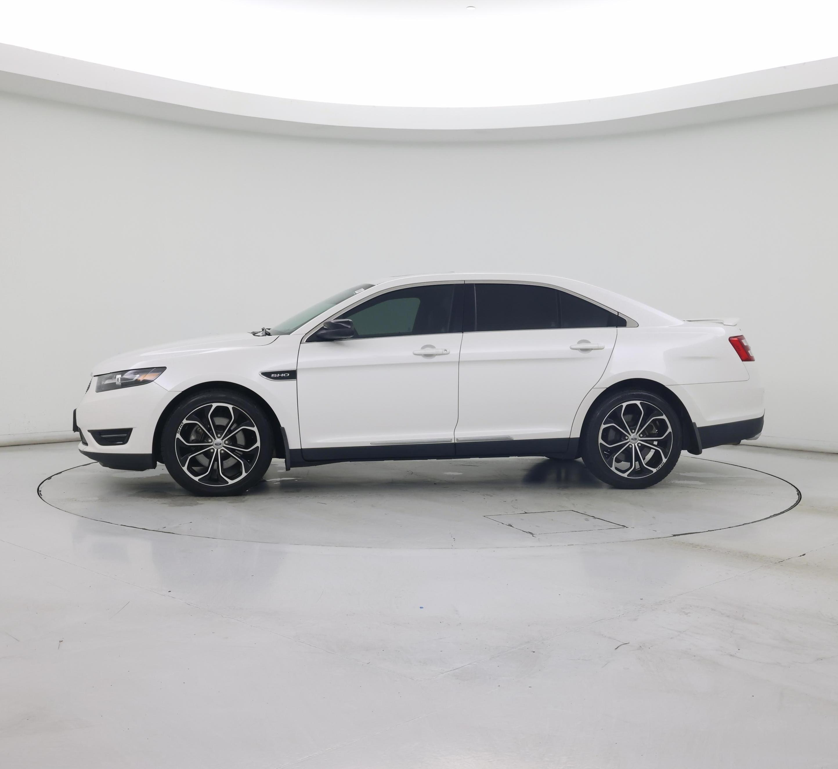 Thumbnail: 2014 Ford Taurus - 3