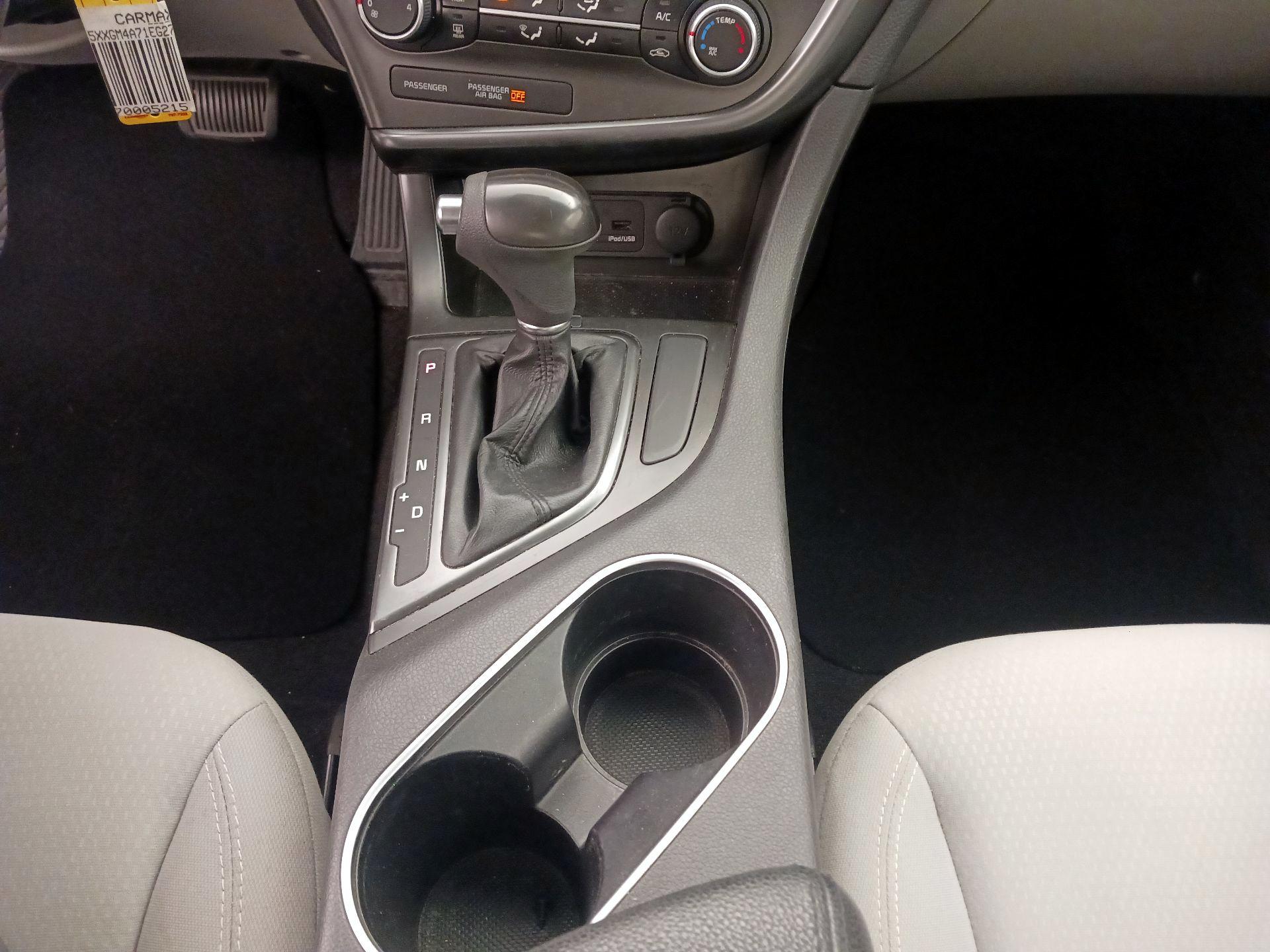 Thumbnail: 2014 Kia Optima - 16