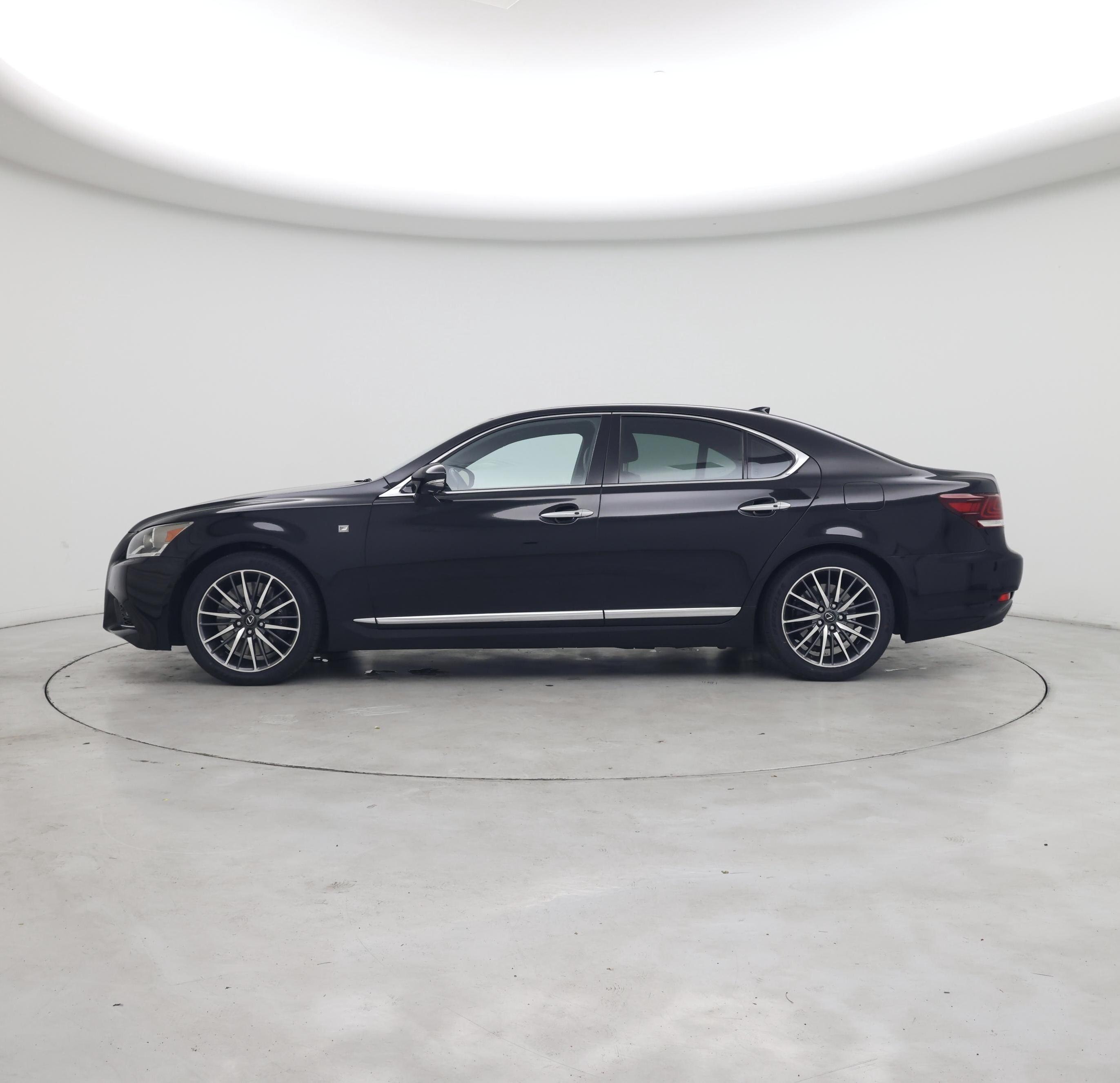 Thumbnail: 2016 Lexus LS - 3
