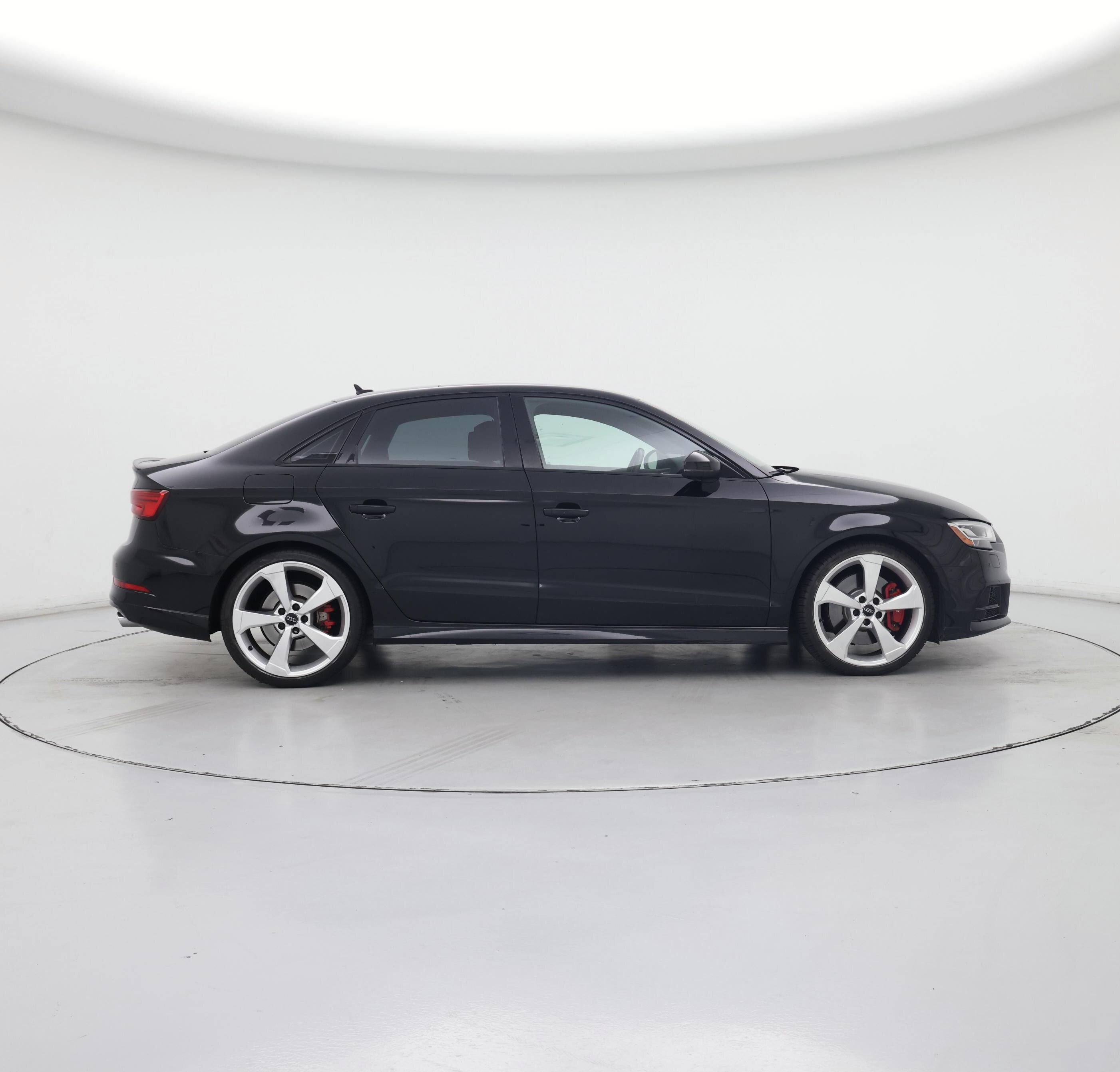 Thumbnail: 2019 Audi S3 - 7