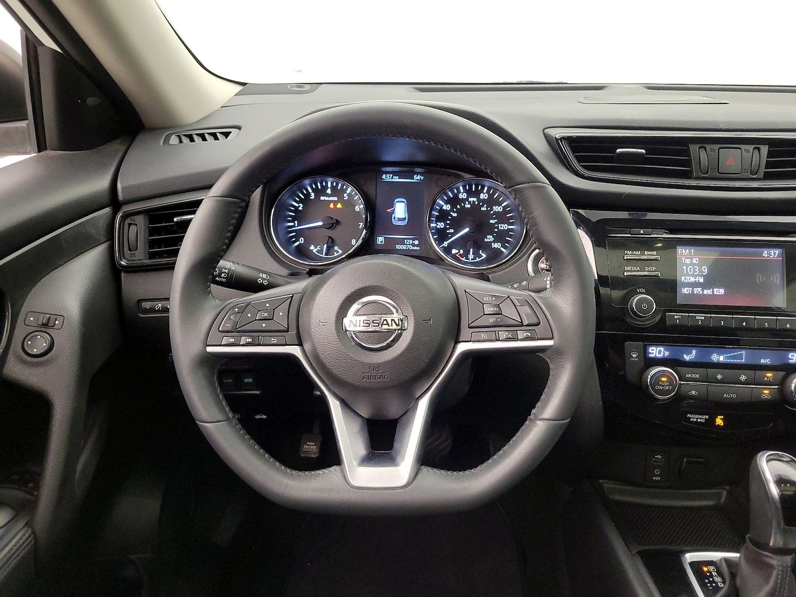 2017 Nissan Rogue SV - Photo 11