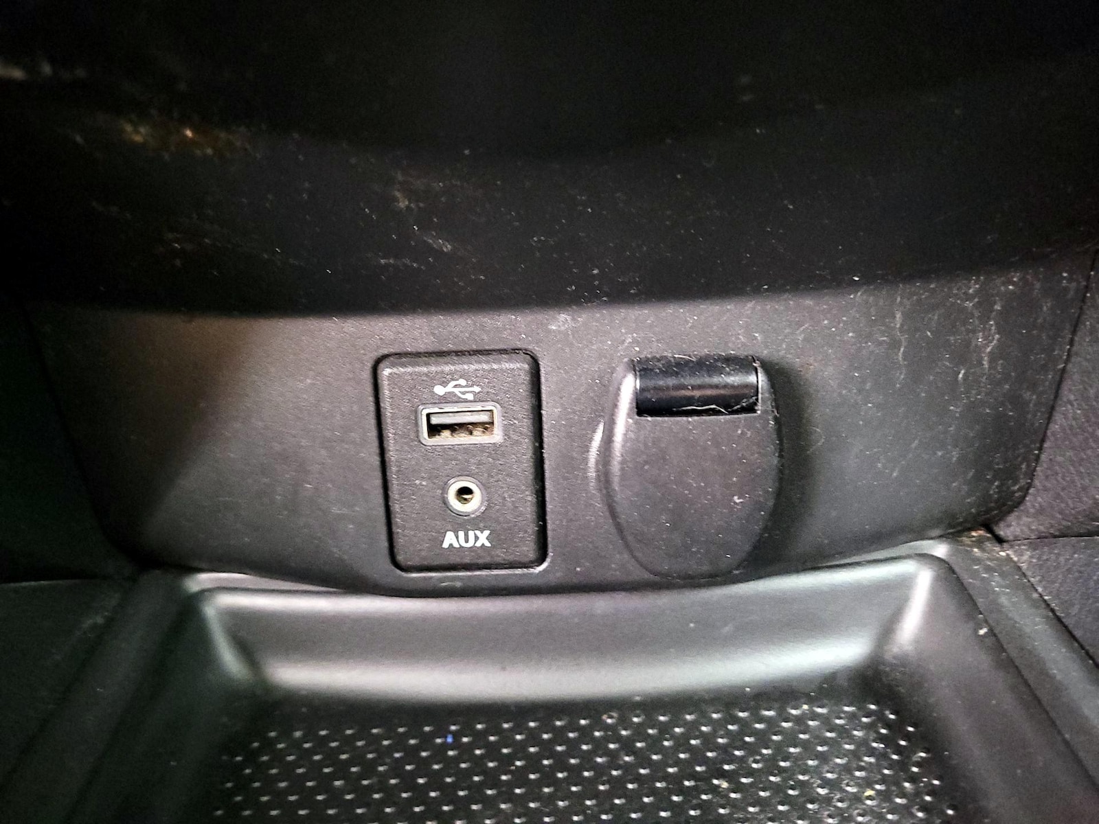 2017 Nissan Rogue SV - Photo 19