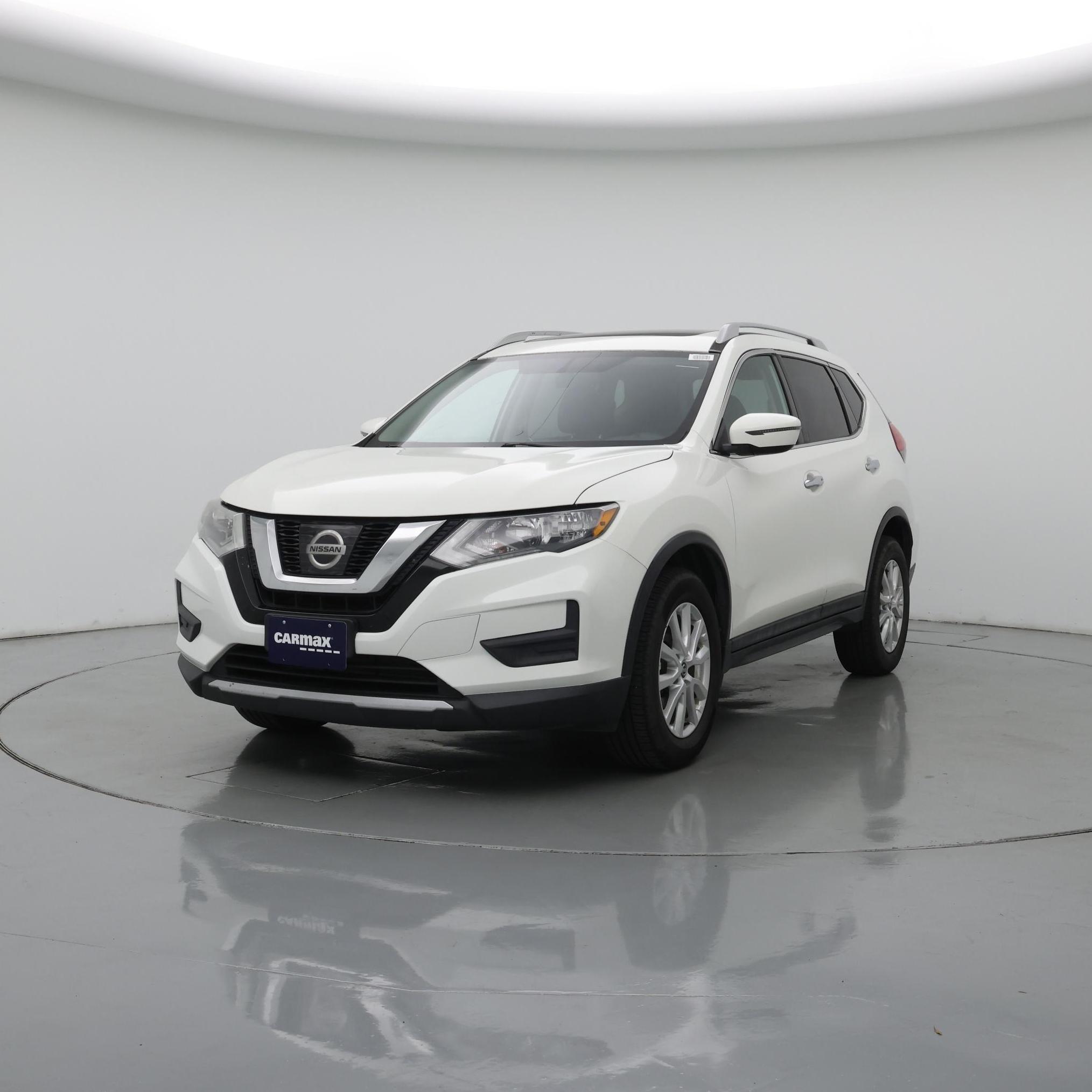 Thumbnail: 2017 Nissan Rogue - 4
