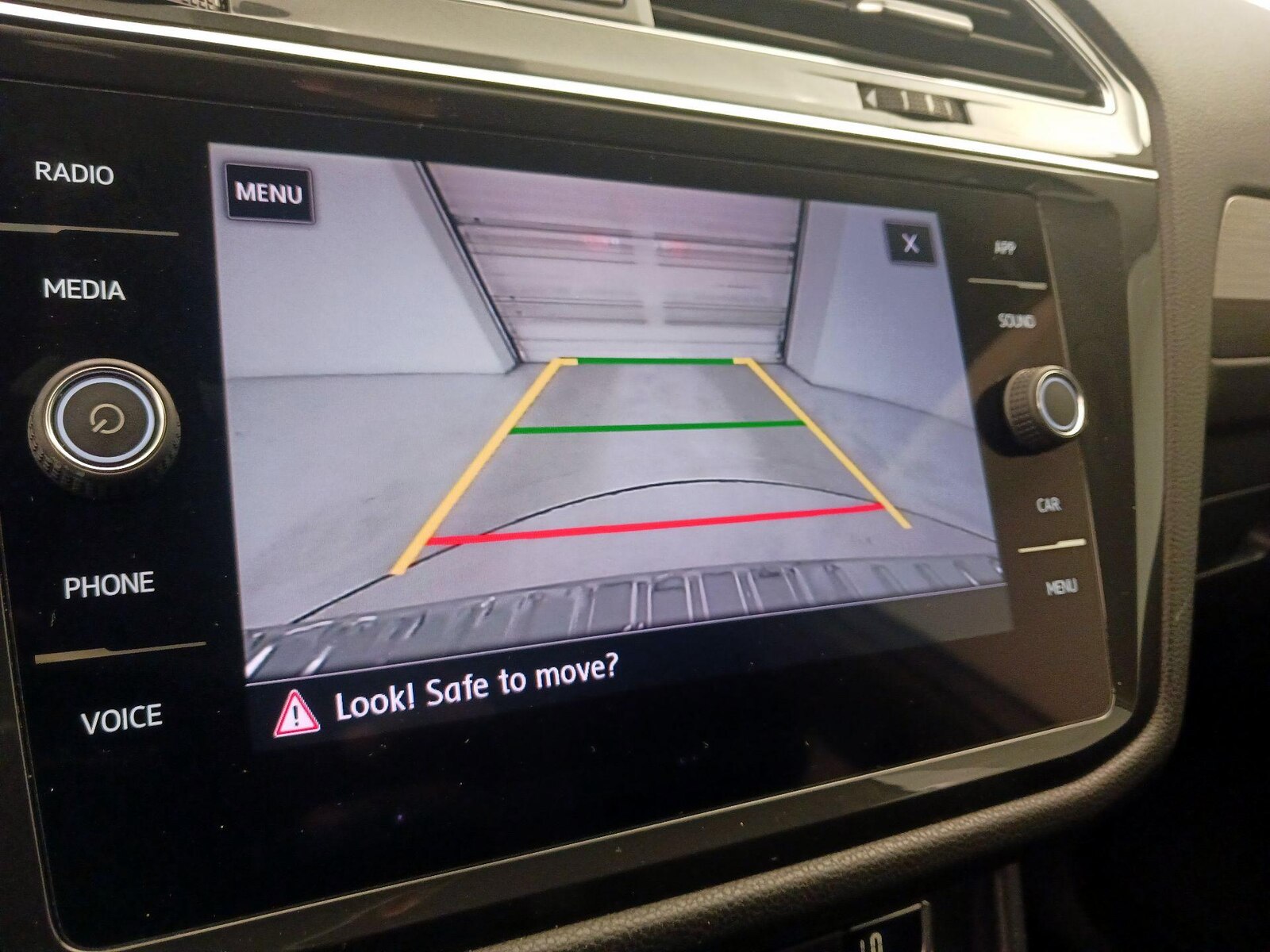 2019 Volkswagen Tiguan SE - Photo 15