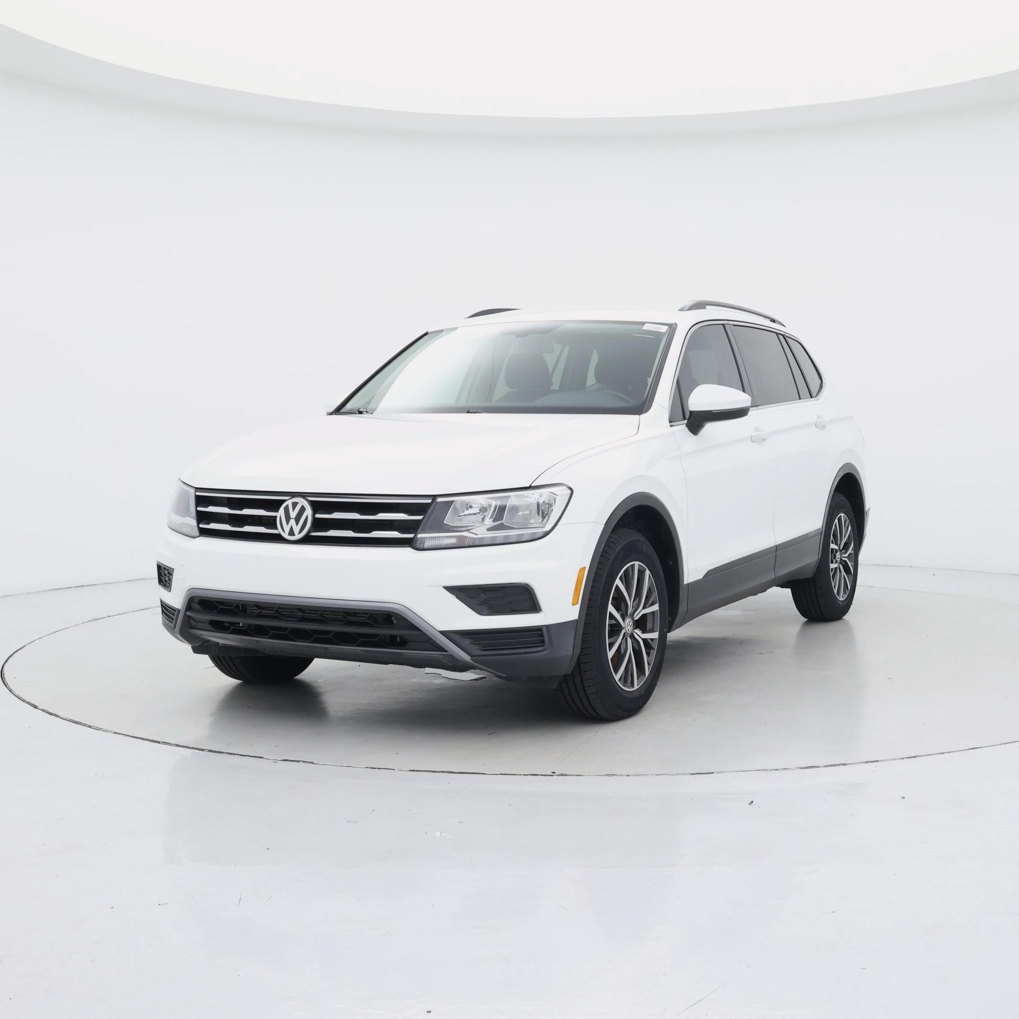 Thumbnail: 2019 Volkswagen Tiguan - 4