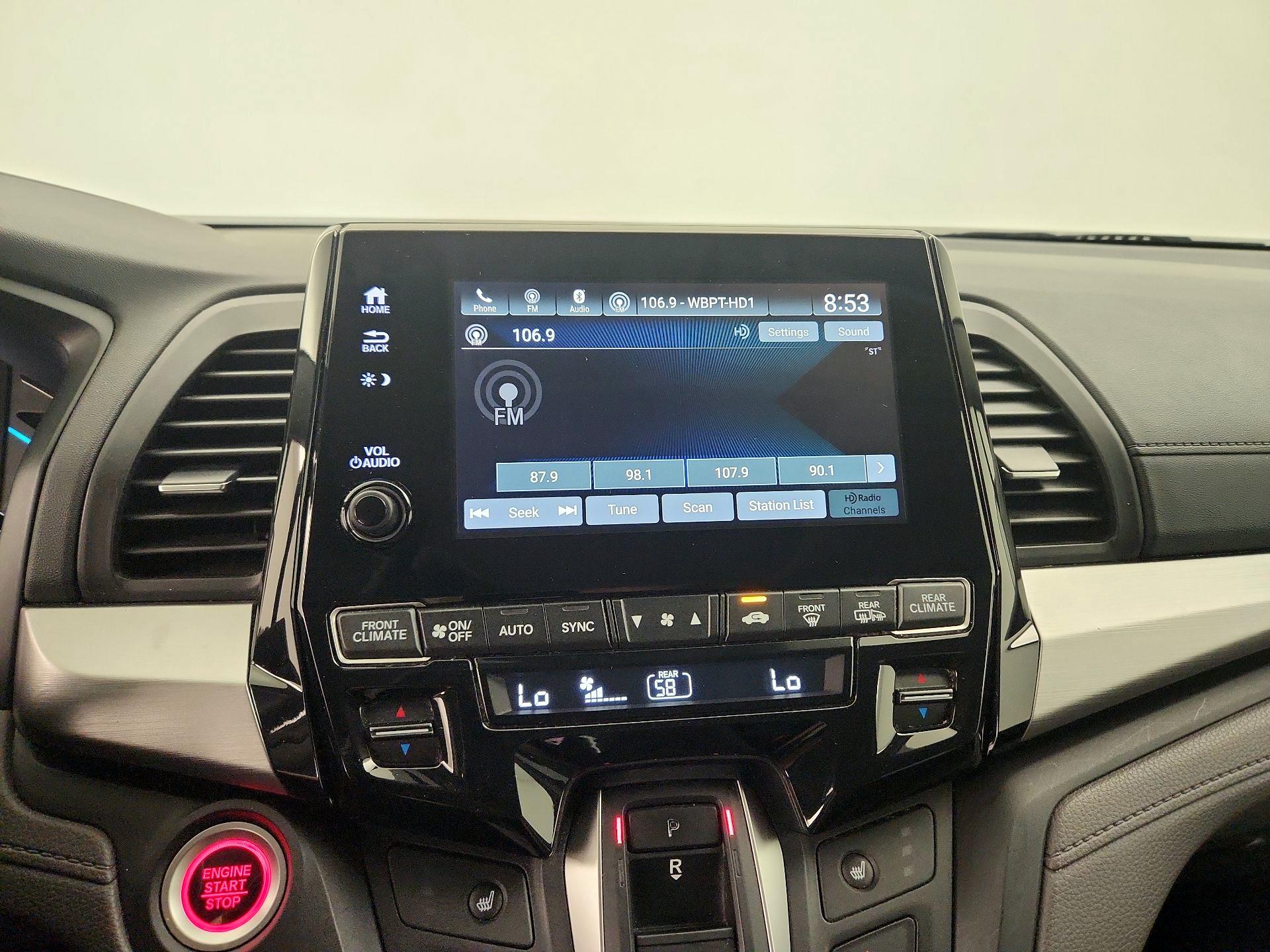 Thumbnail: 2018 Honda Odyssey - 15