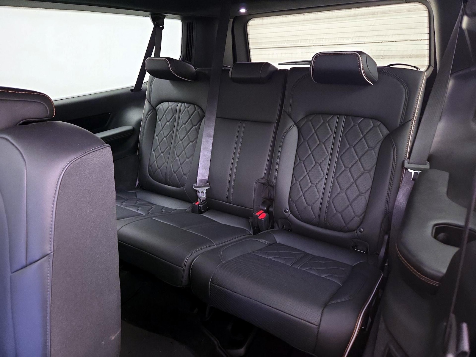 2024 Jeep Grand Wagoneer L Series III - Photo 23