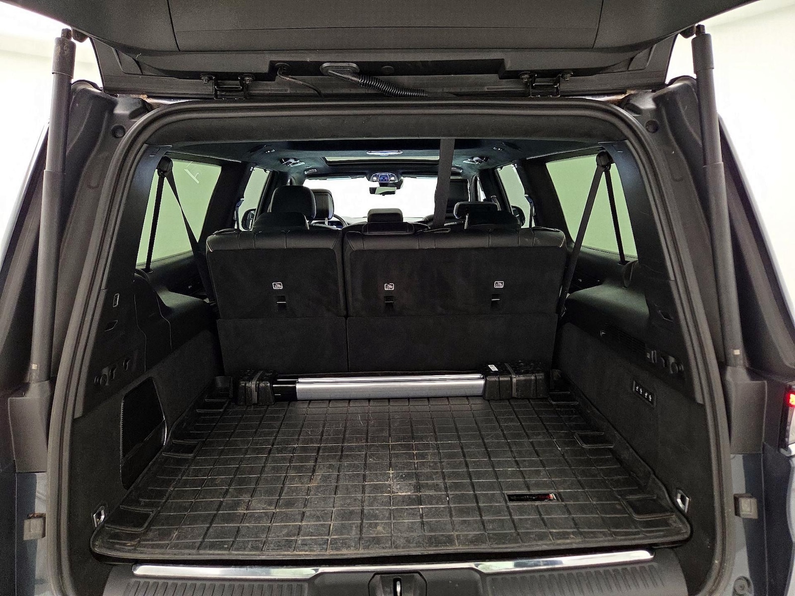 2024 Jeep Grand Wagoneer L Series III - Photo 24