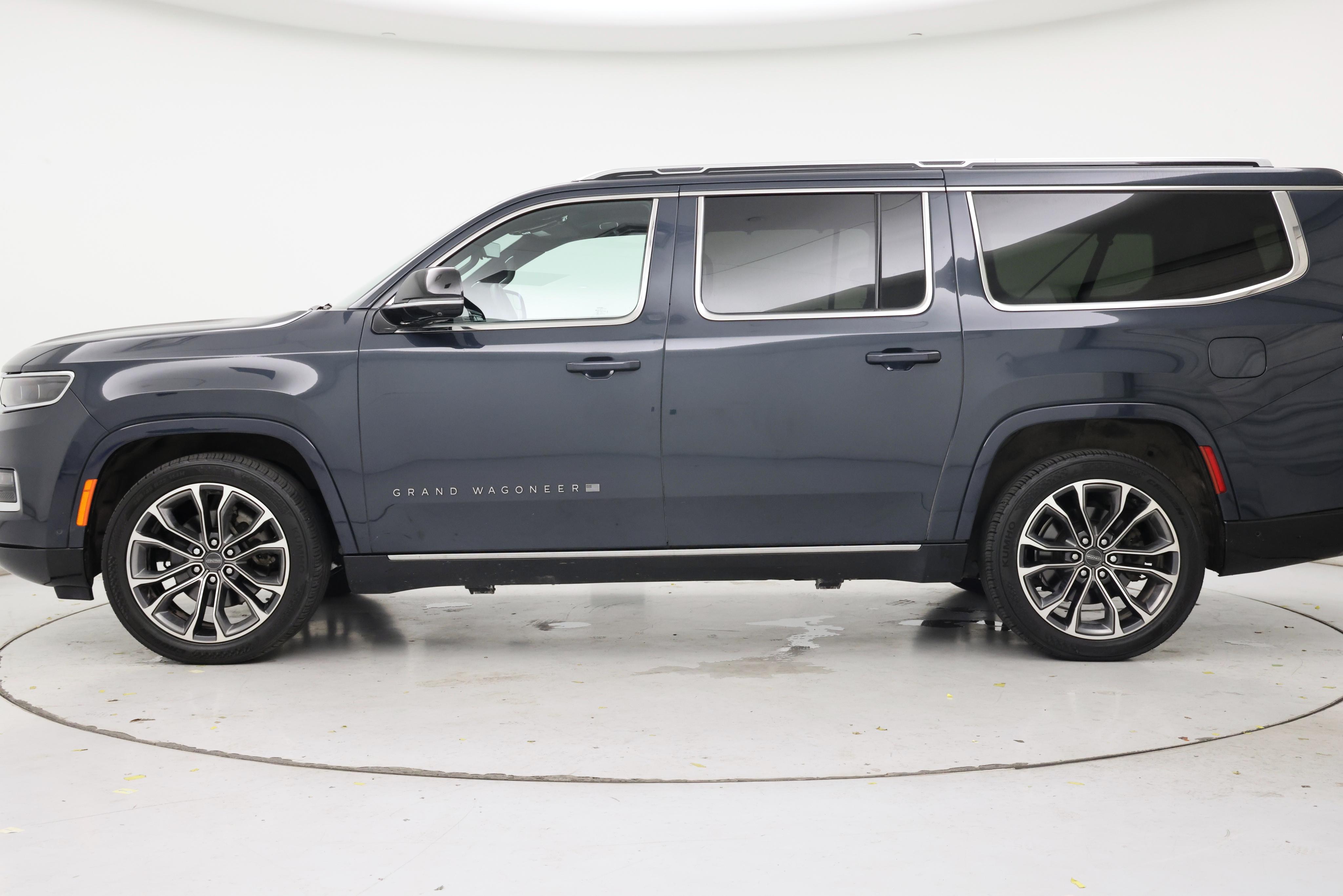 Thumbnail: 2024 Jeep Grand Wagoneer L - 3