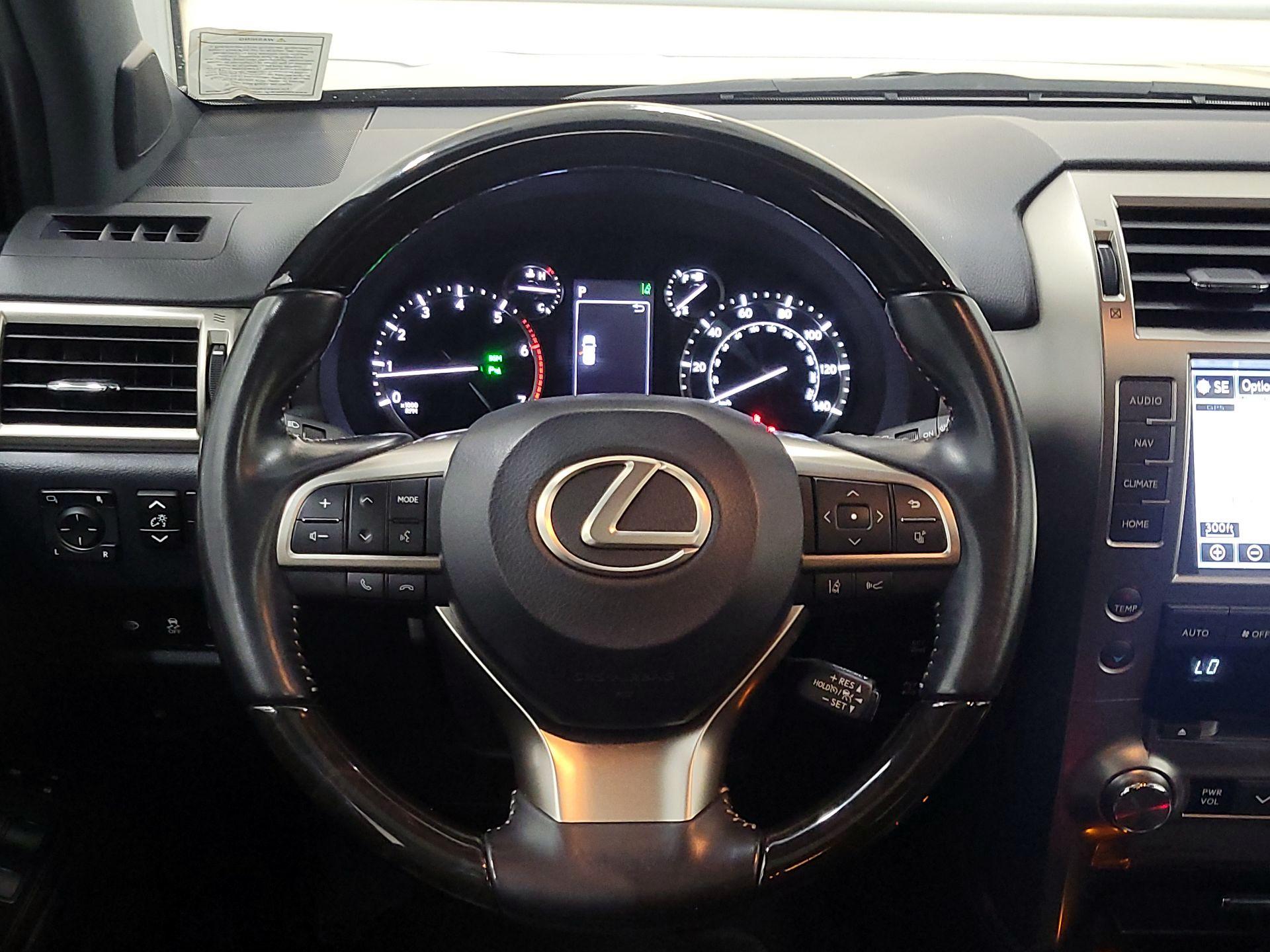 Thumbnail: 2021 Lexus GX - 10