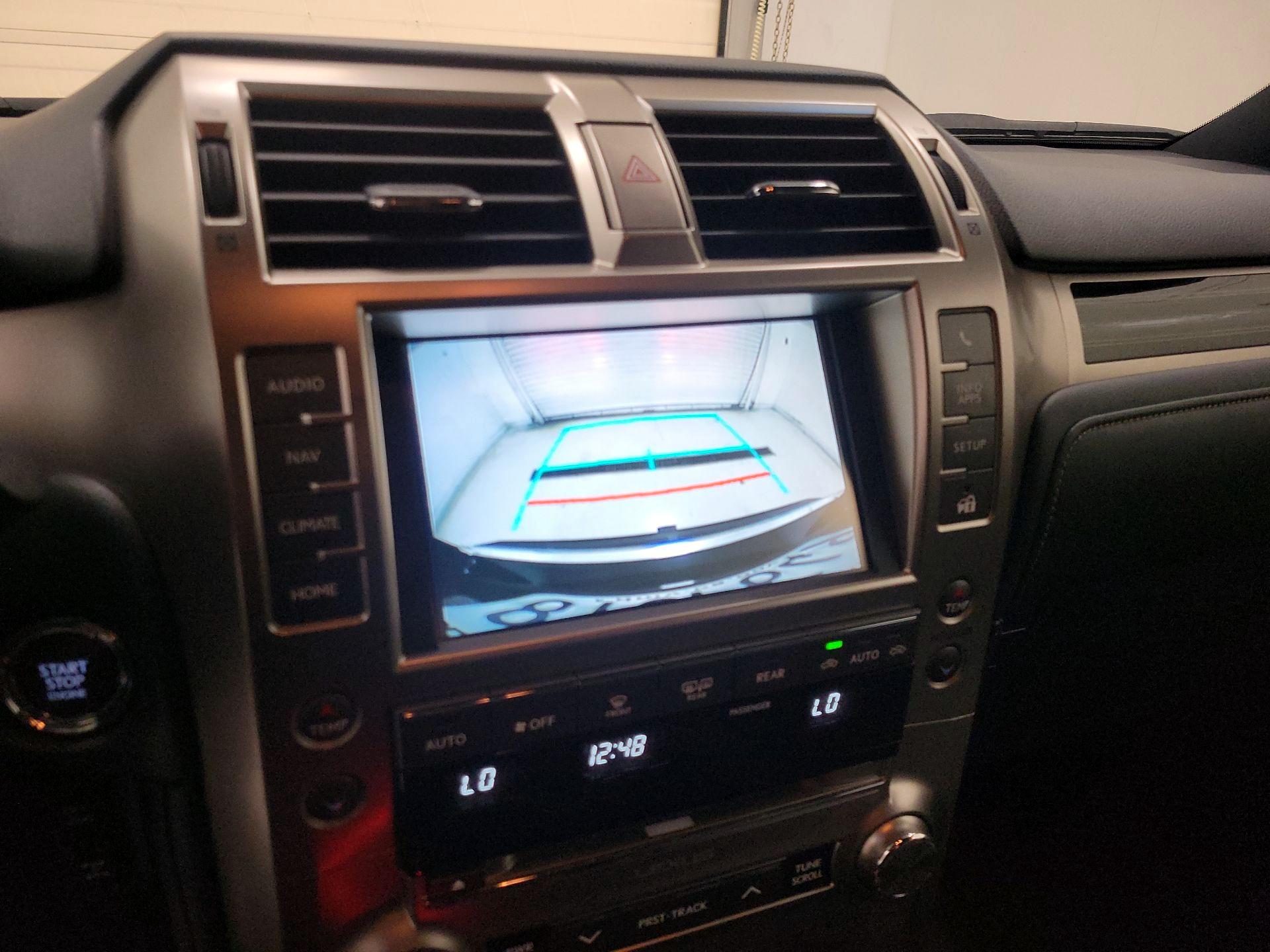 Thumbnail: 2021 Lexus GX - 15
