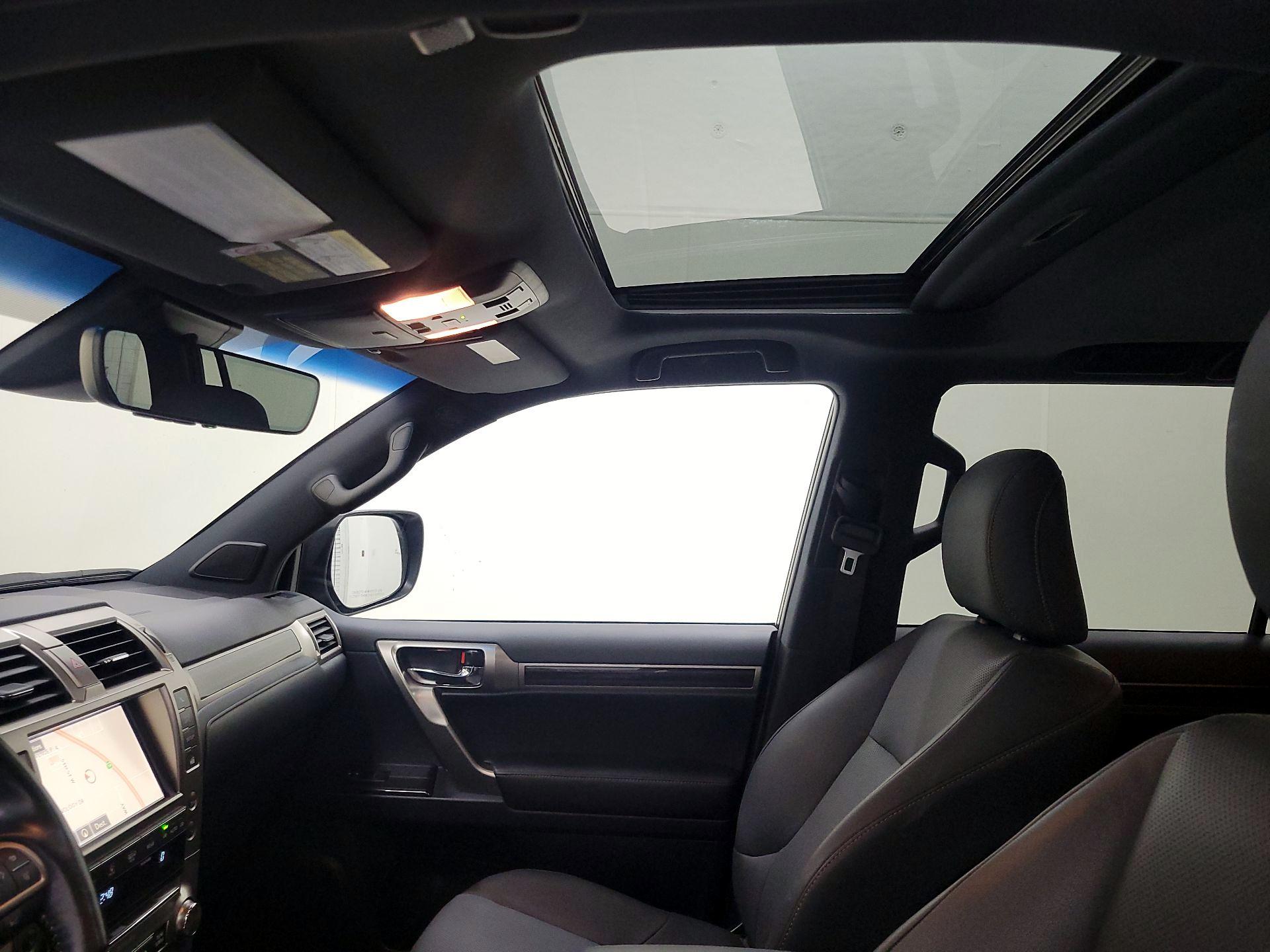 Thumbnail: 2021 Lexus GX - 20