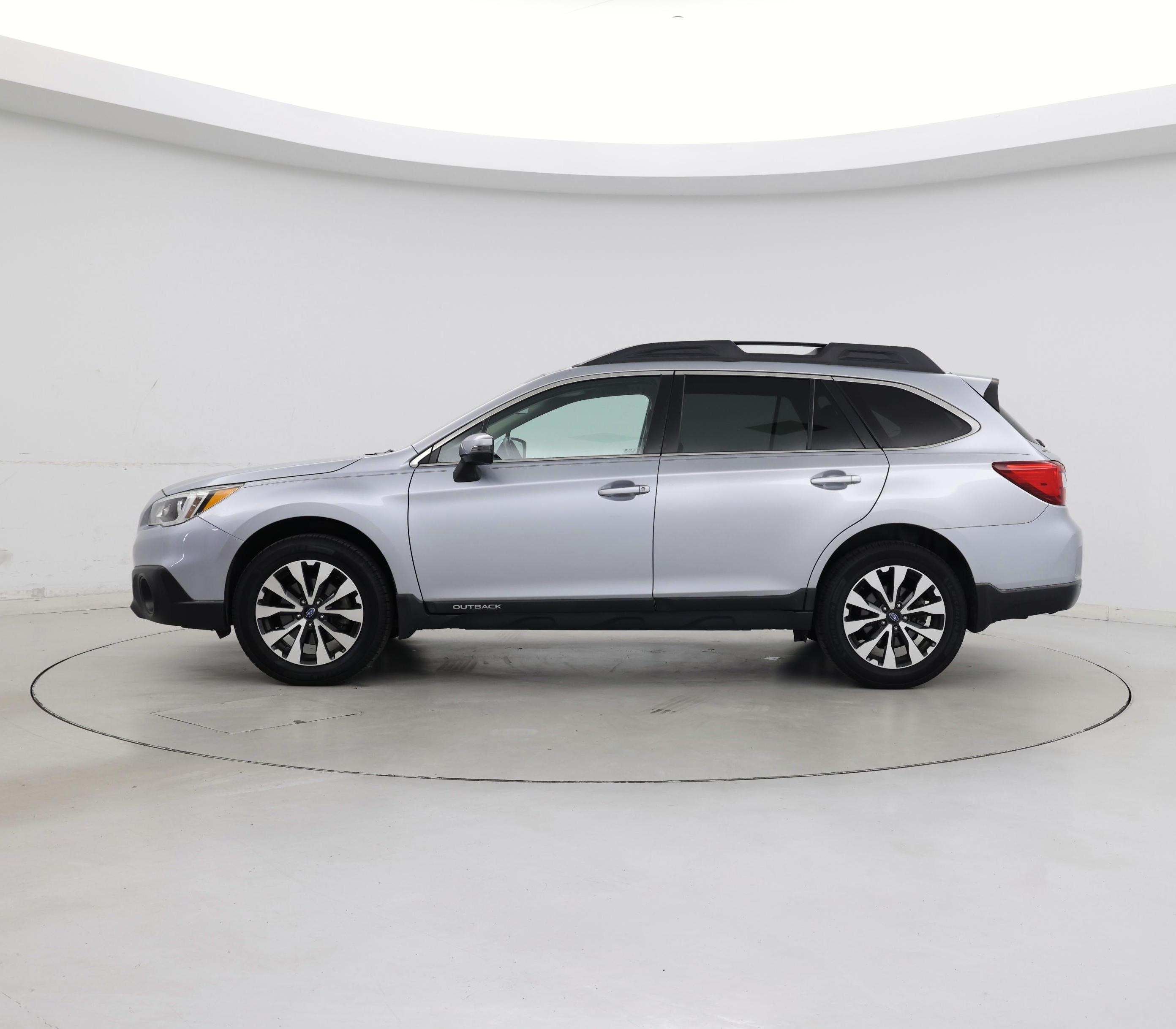 Thumbnail: 2017 Subaru Outback - 3