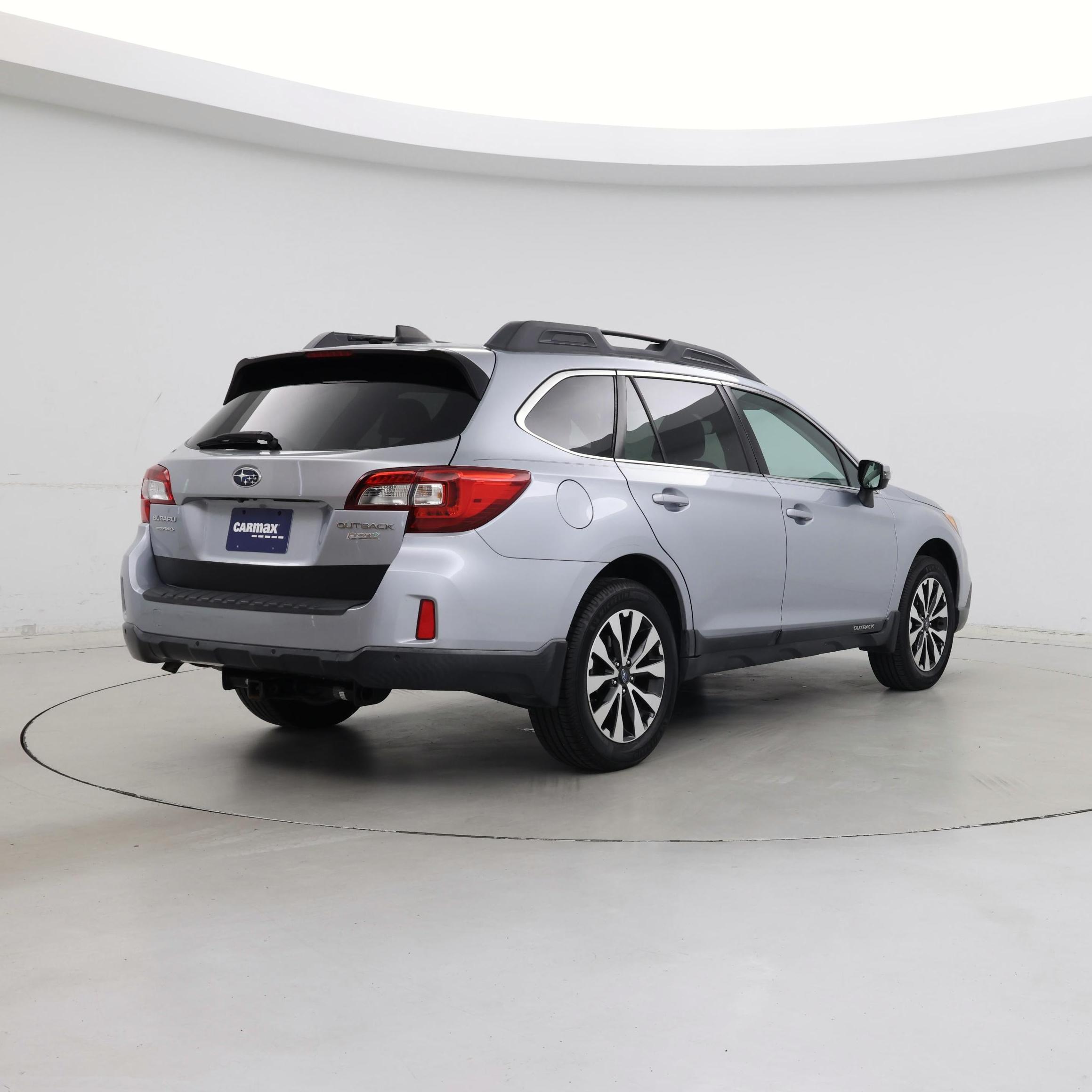 Thumbnail: 2017 Subaru Outback - 8