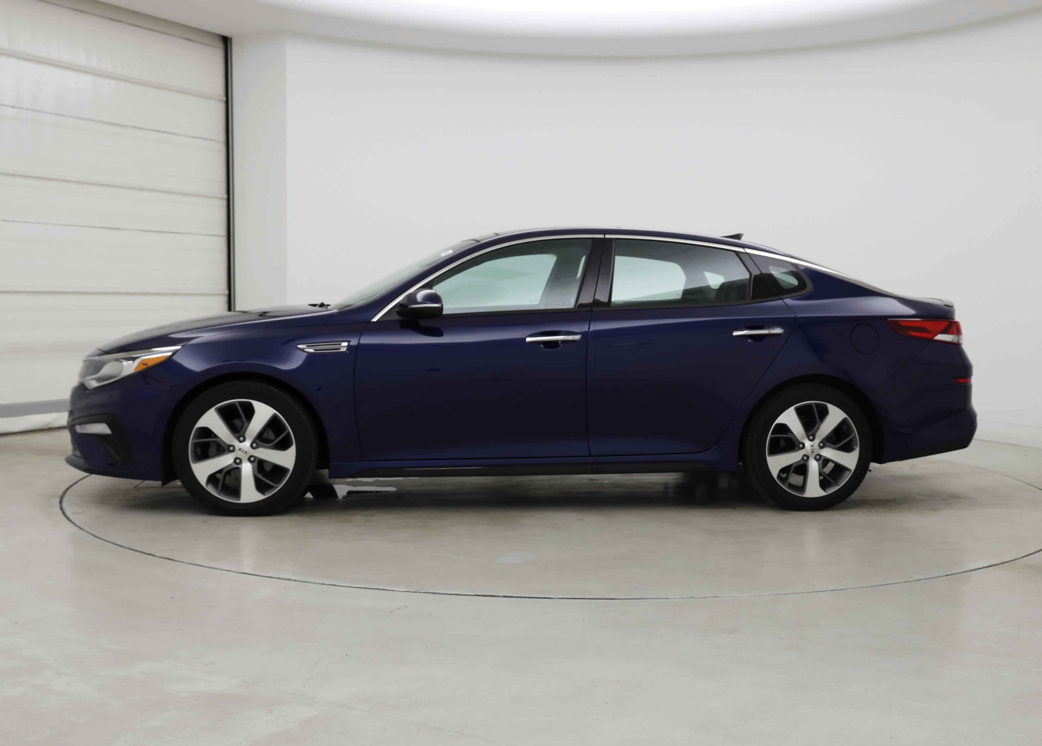 Thumbnail: 2019 Kia Optima - 3