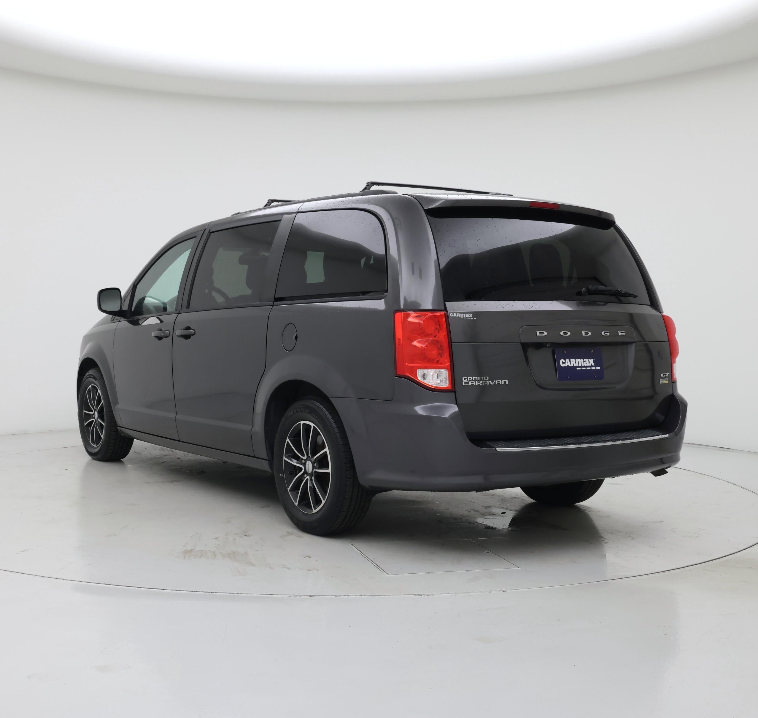 Thumbnail: 2019 Dodge Grand Caravan - 2