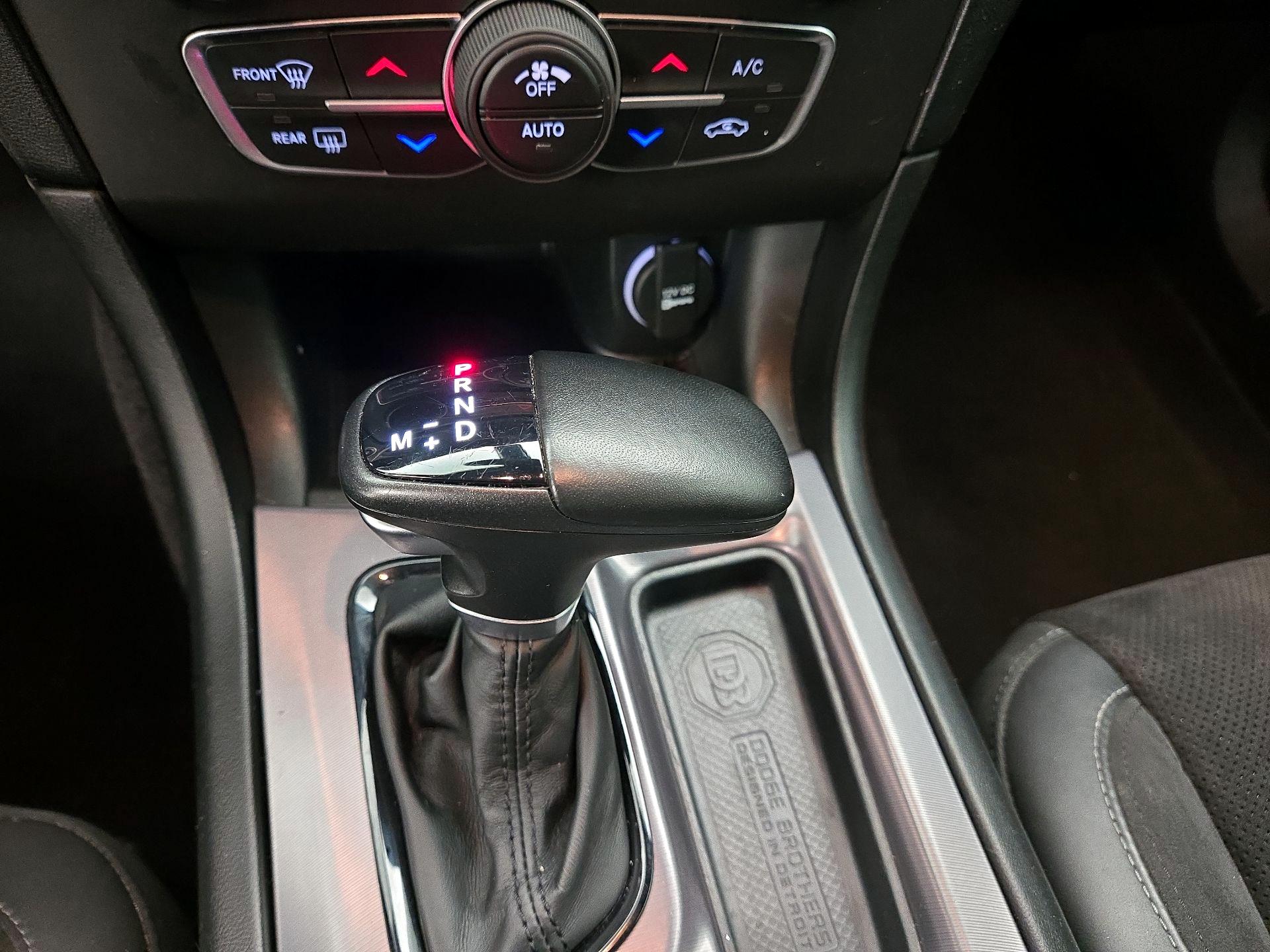 Thumbnail: 2022 Dodge Charger - 17