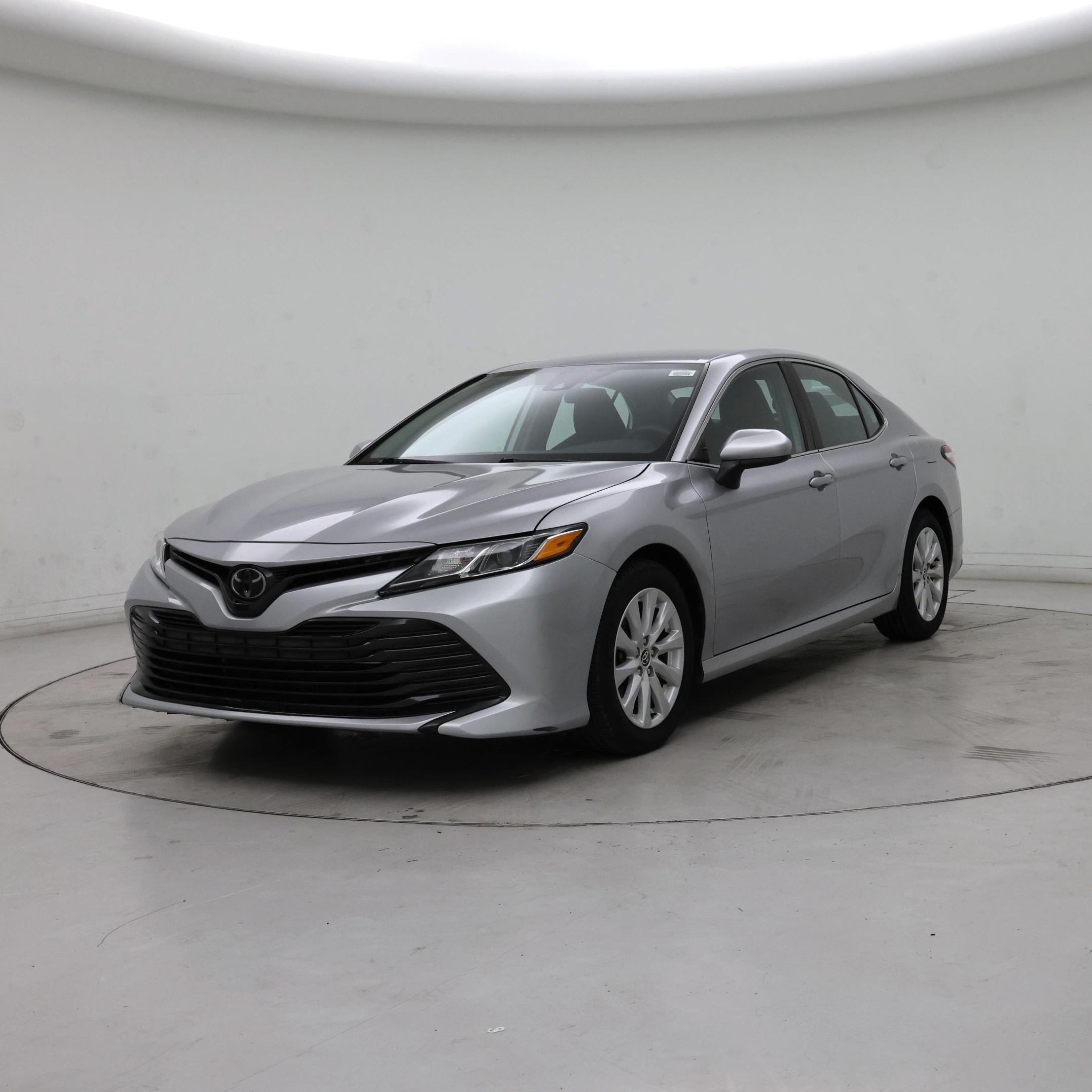 Thumbnail: 2020 Toyota Camry - 4