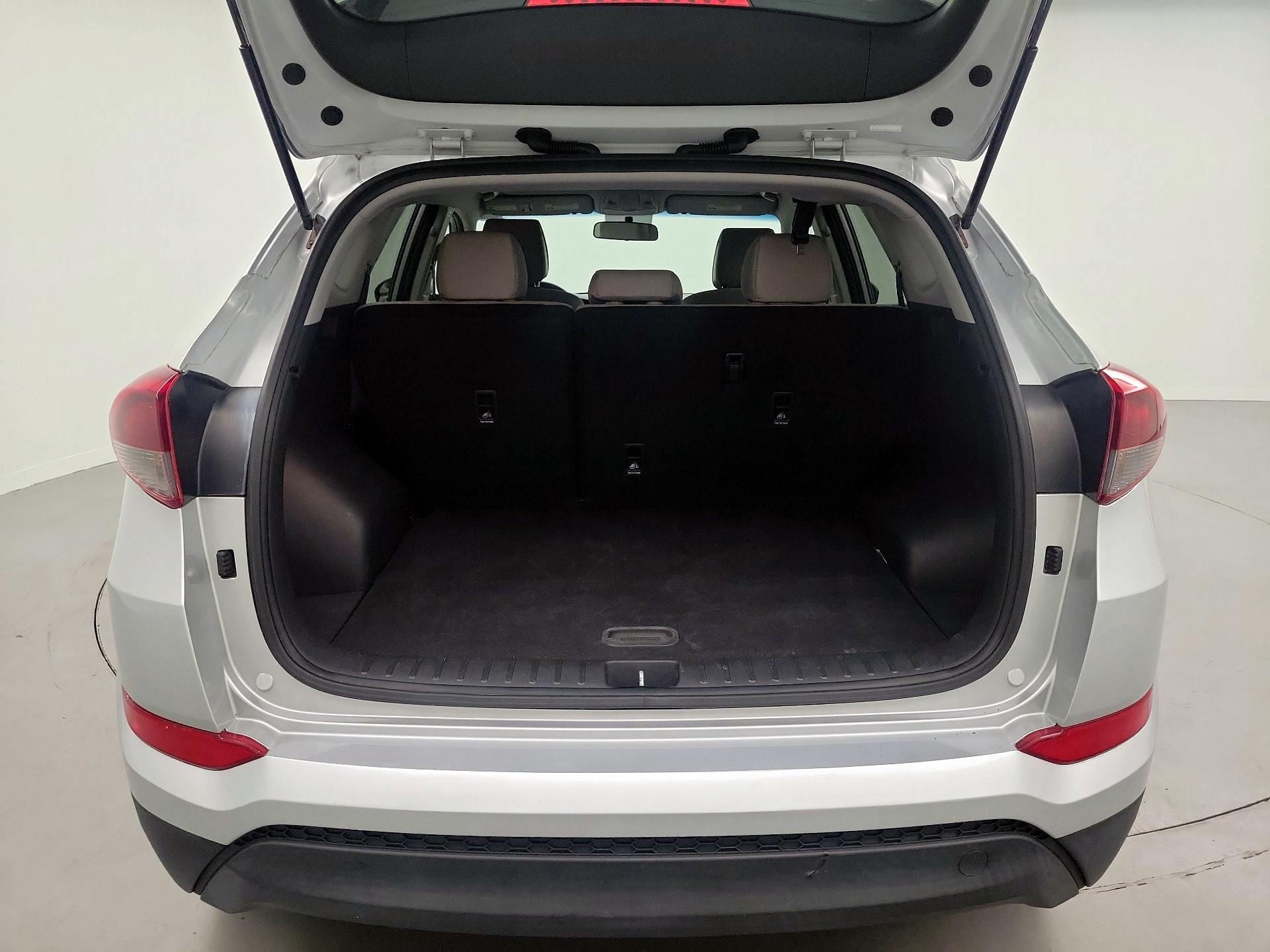 Thumbnail: 2018 Hyundai Tucson - 18