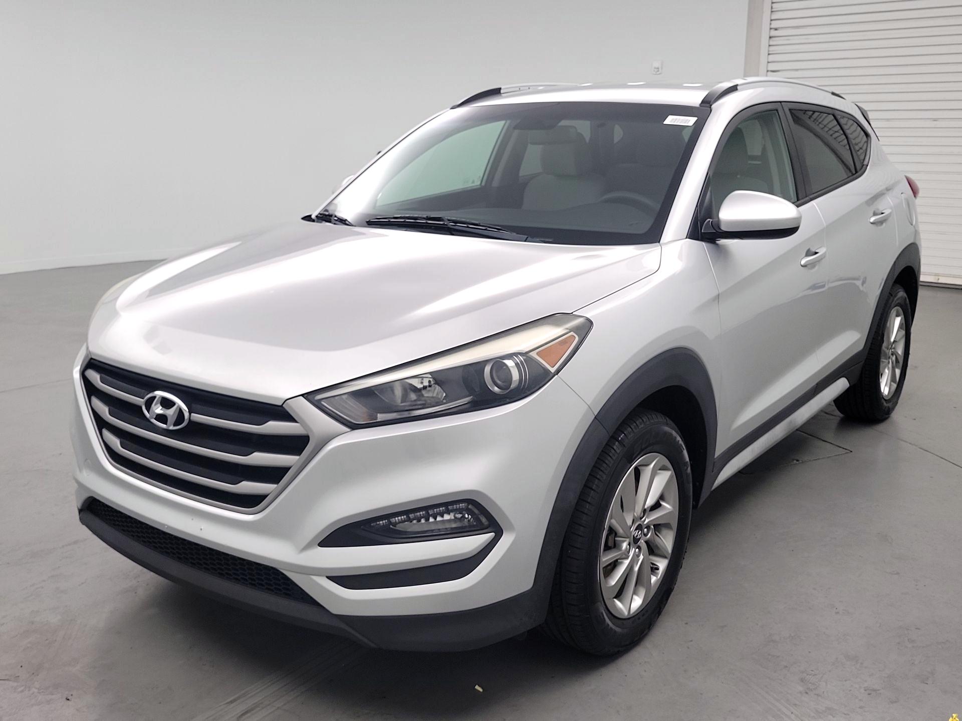 Thumbnail: 2018 Hyundai Tucson - 3