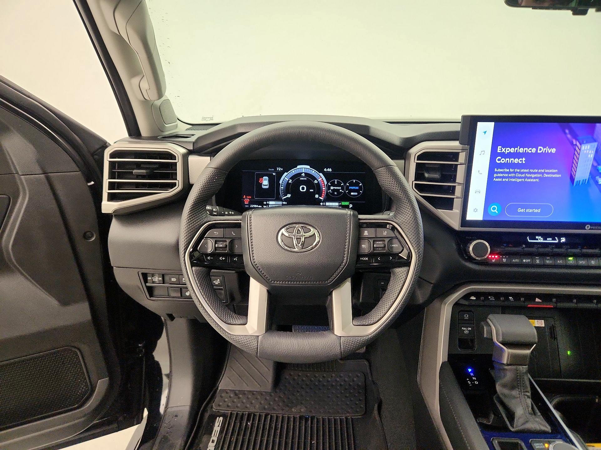 Thumbnail: 2024 Toyota Sequoia - 10