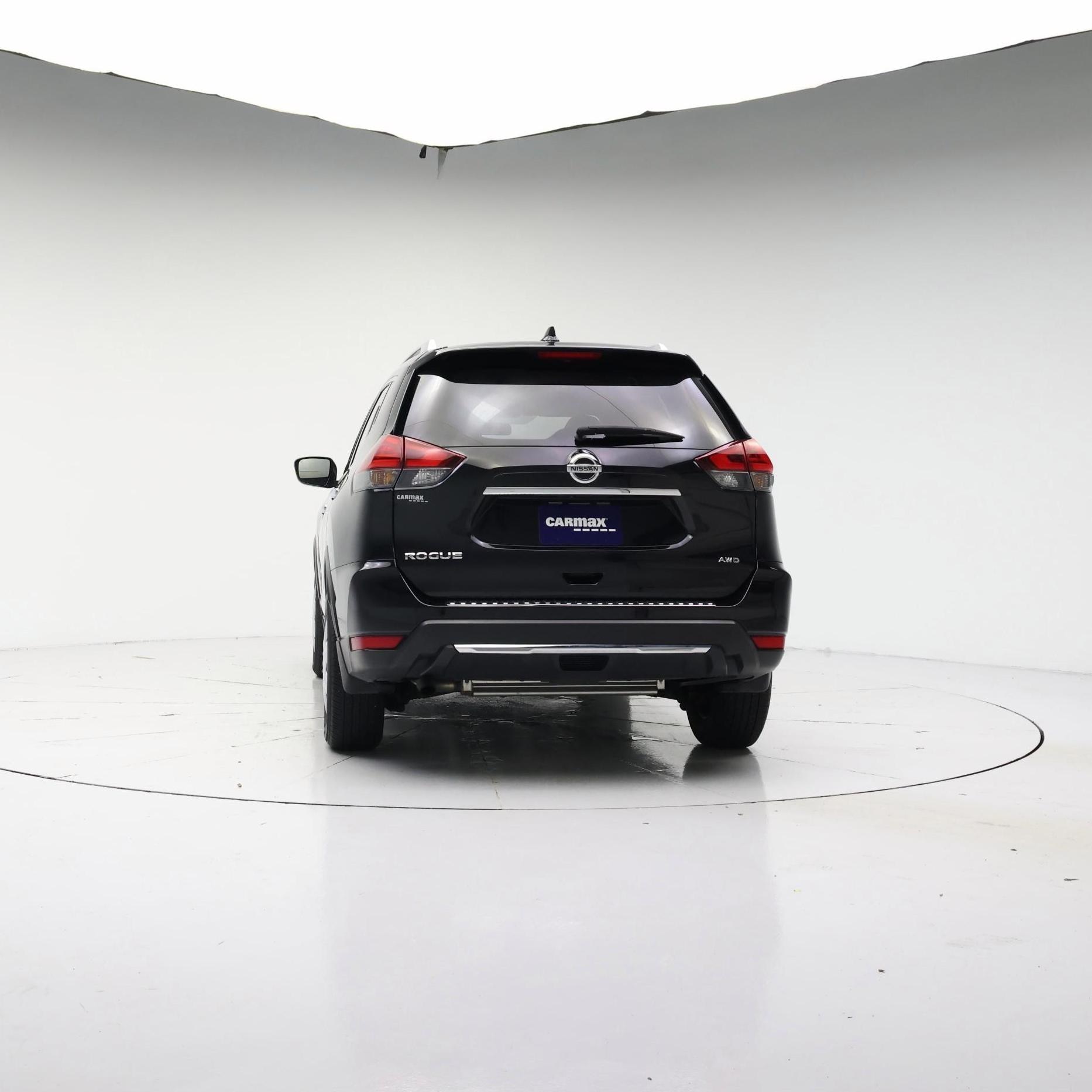 Thumbnail: 2017 Nissan Rogue - 6