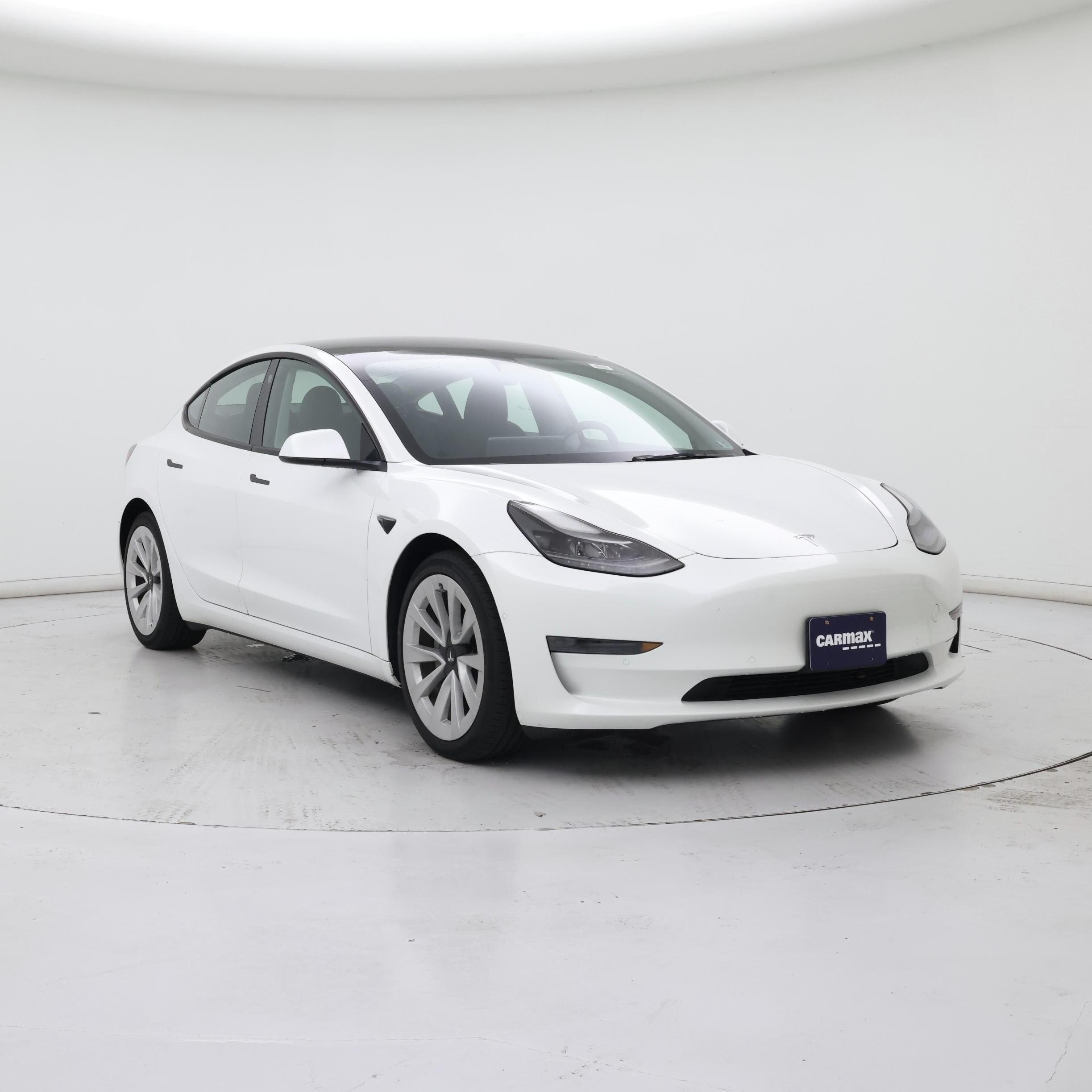 White 2022 Tesla Model 3 Sedan Rear-Wheel Drive Automatic
