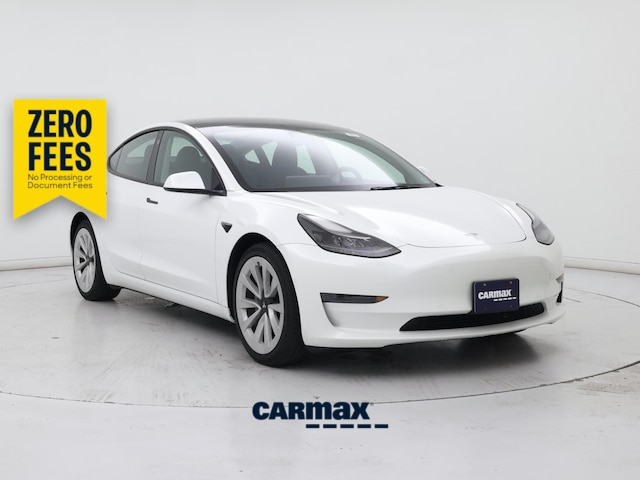 White 2022 Tesla Model 3 Sedan Rear-Wheel Drive Automatic