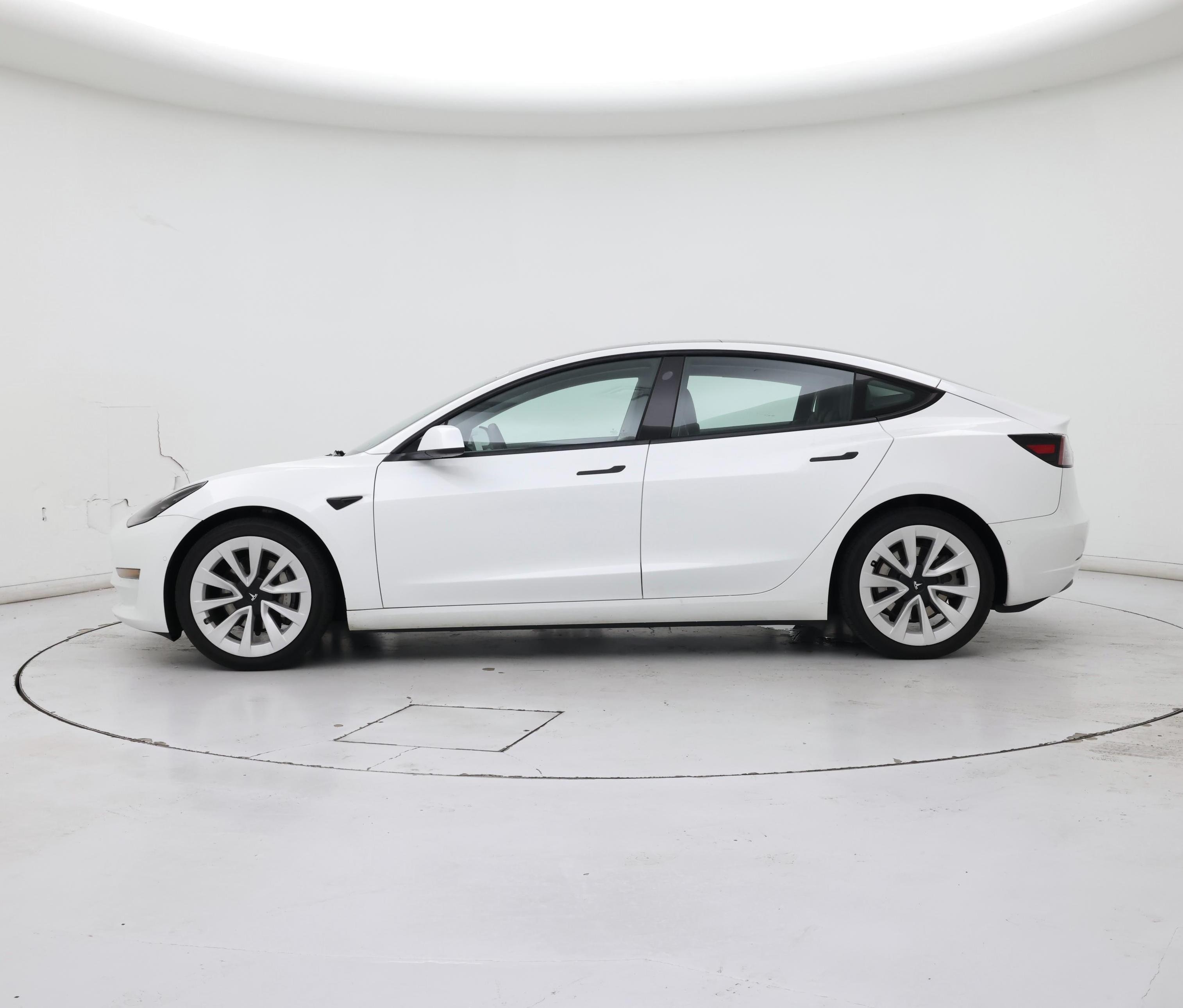 Thumbnail: 2022 Tesla Model 3 - 3