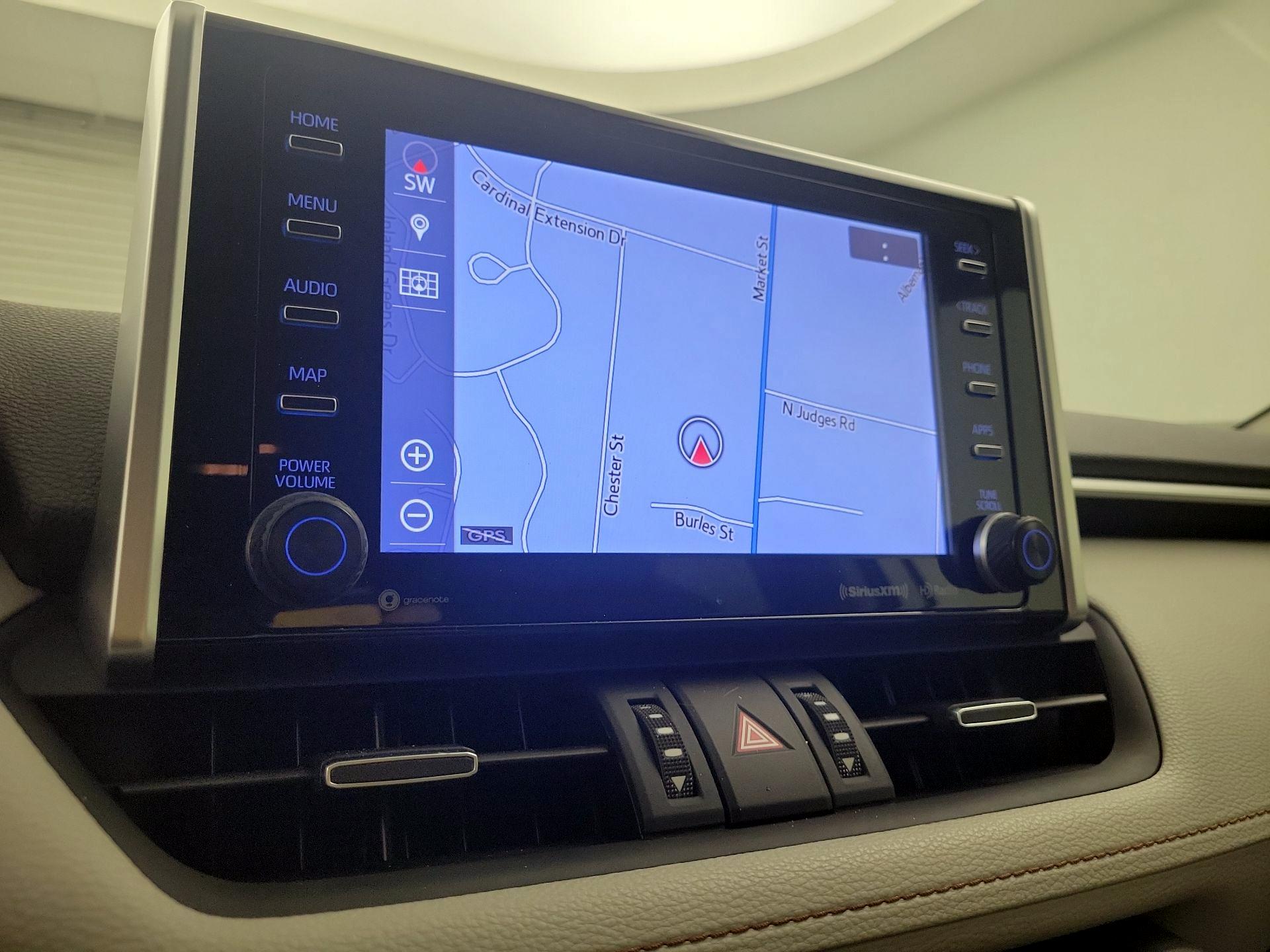 Thumbnail: 2019 Toyota RAV4 - 14