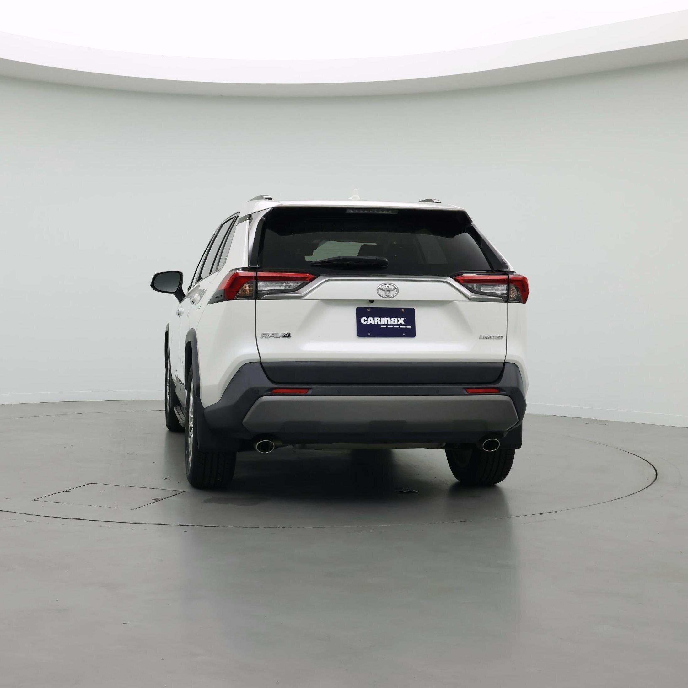 Thumbnail: 2019 Toyota RAV4 - 6