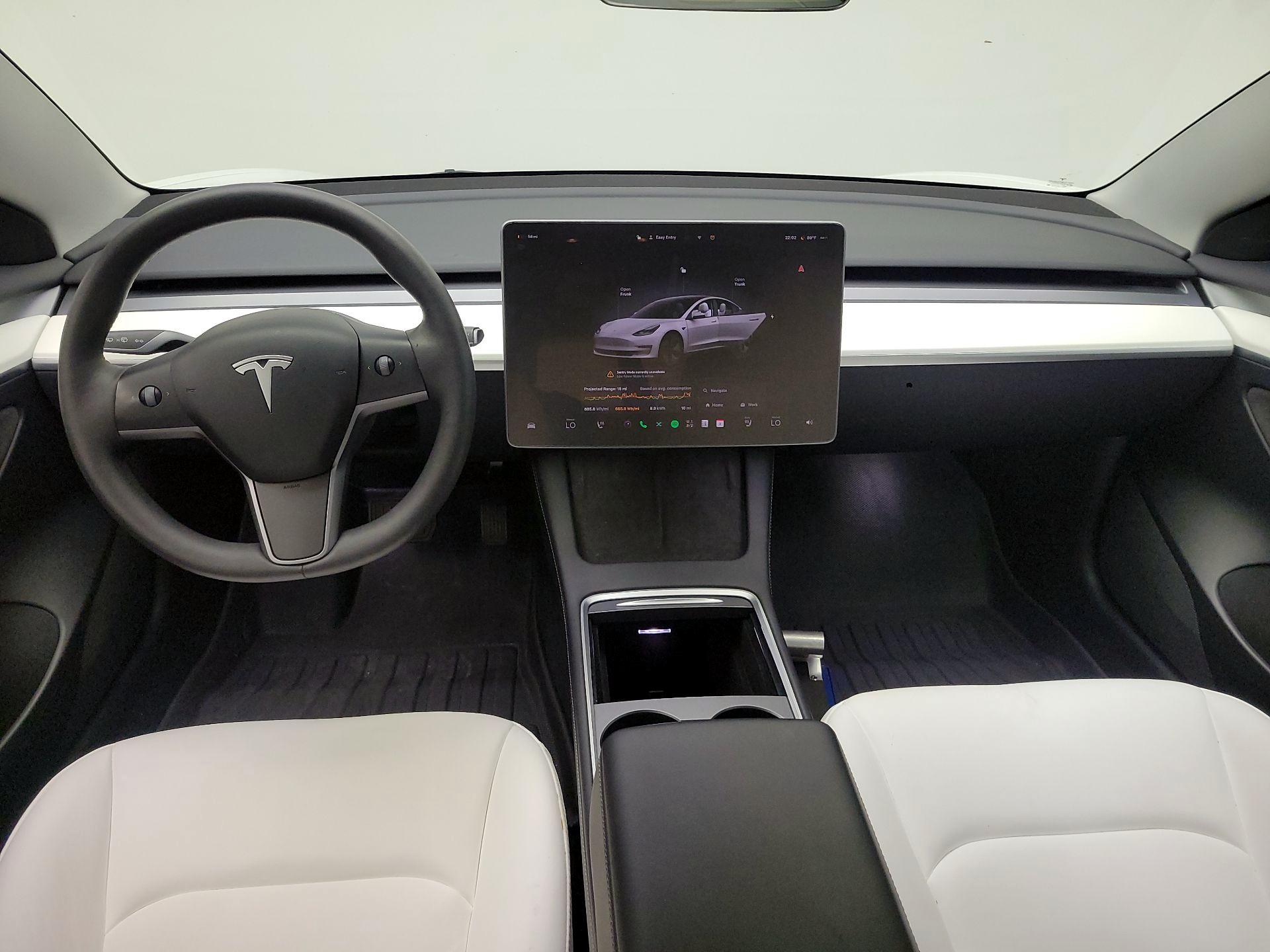 Thumbnail: 2022 Tesla Model 3 - 9
