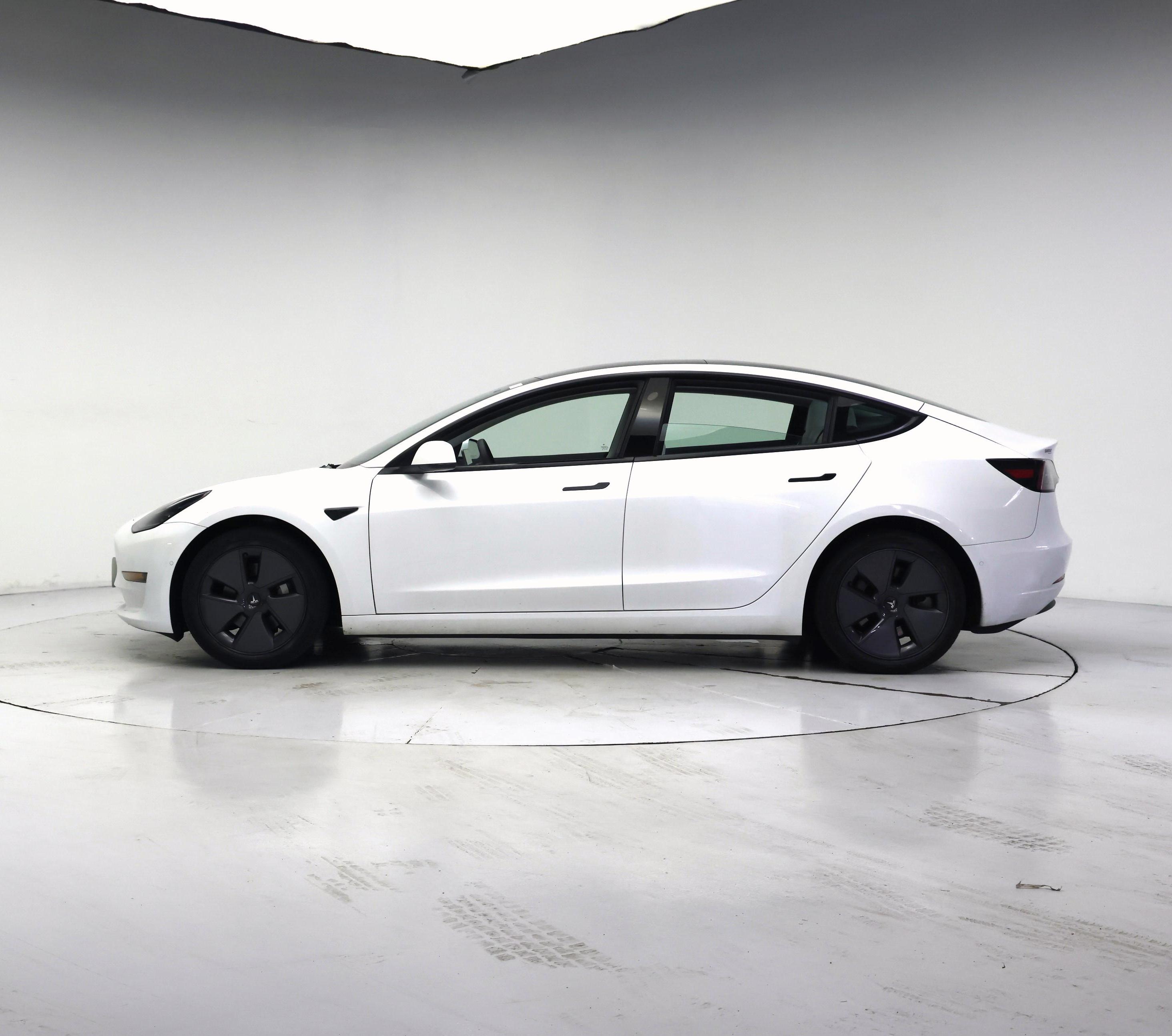 Thumbnail: 2022 Tesla Model 3 - 3