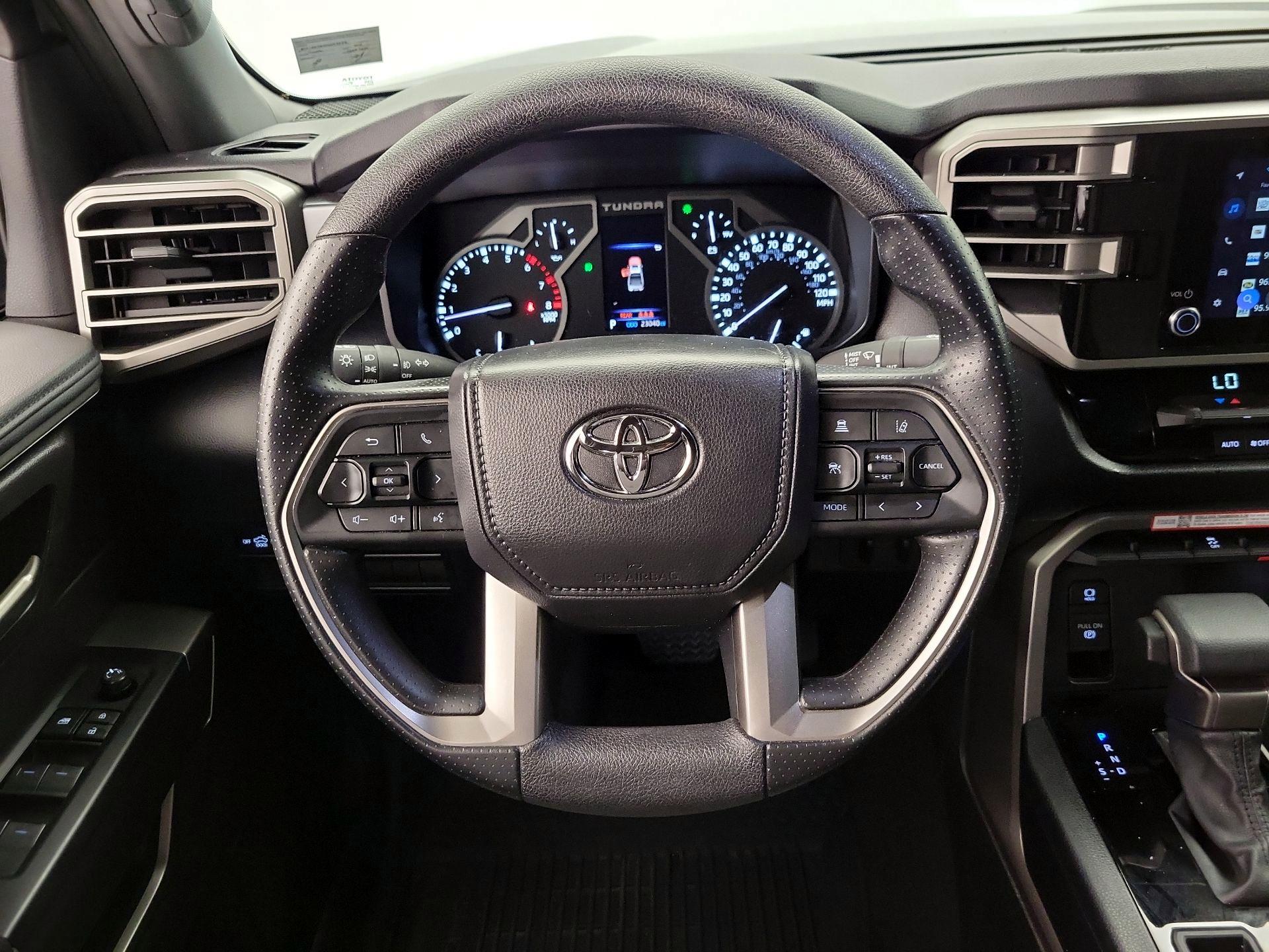Thumbnail: 2025 Toyota Tundra - 10