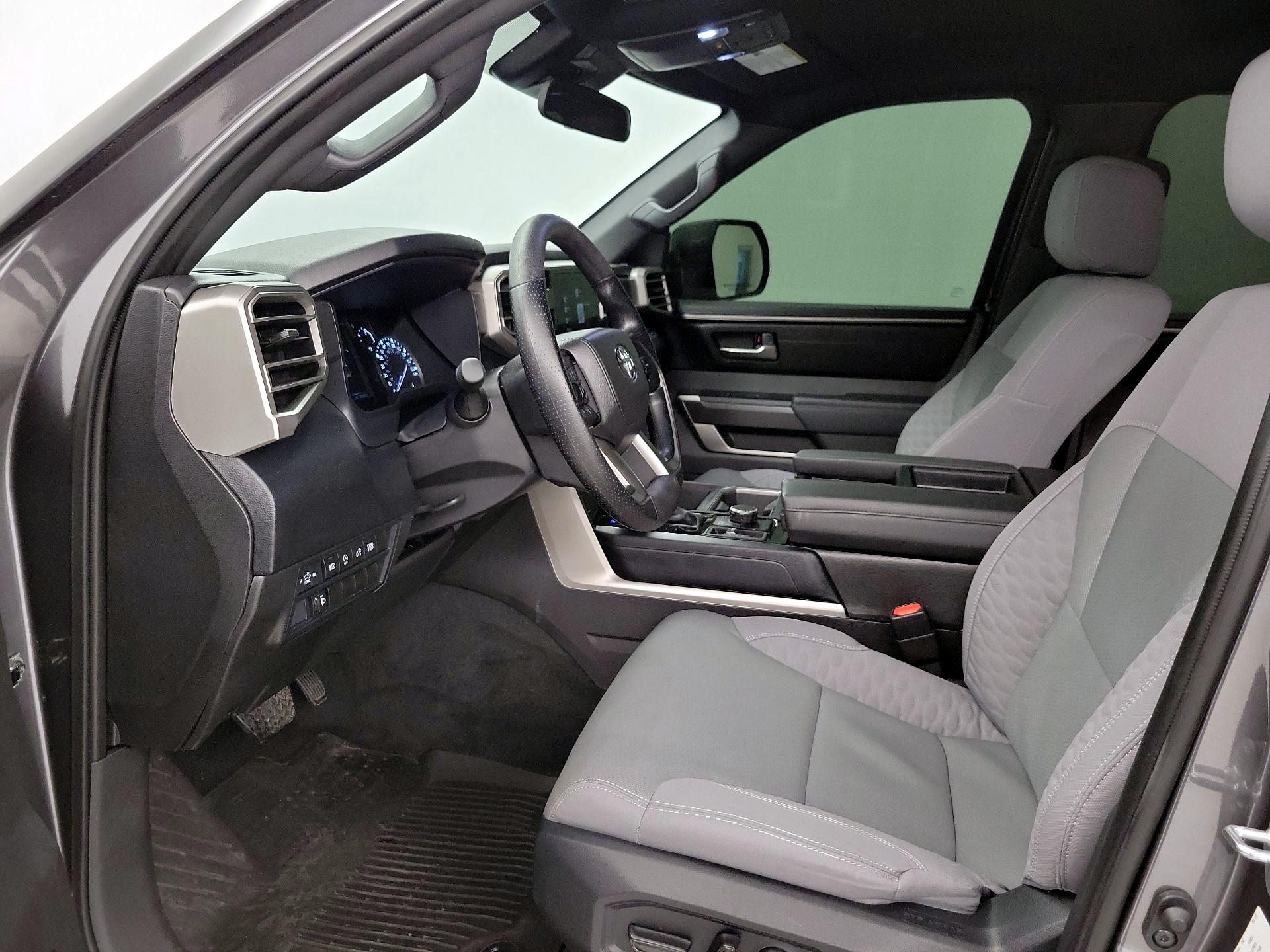 Thumbnail: 2025 Toyota Tundra - 11