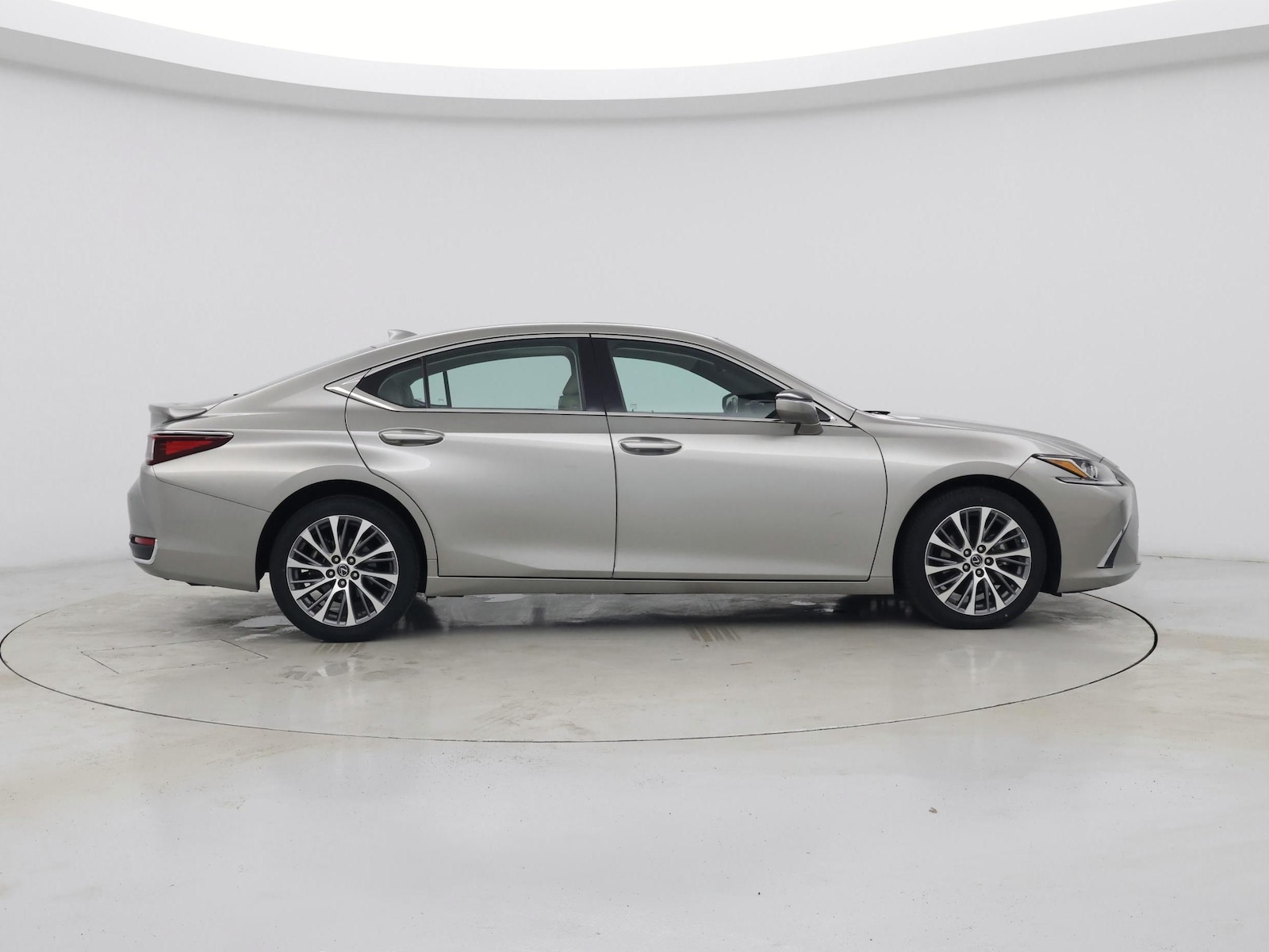 2021 Lexus ES 250 - Photo 8